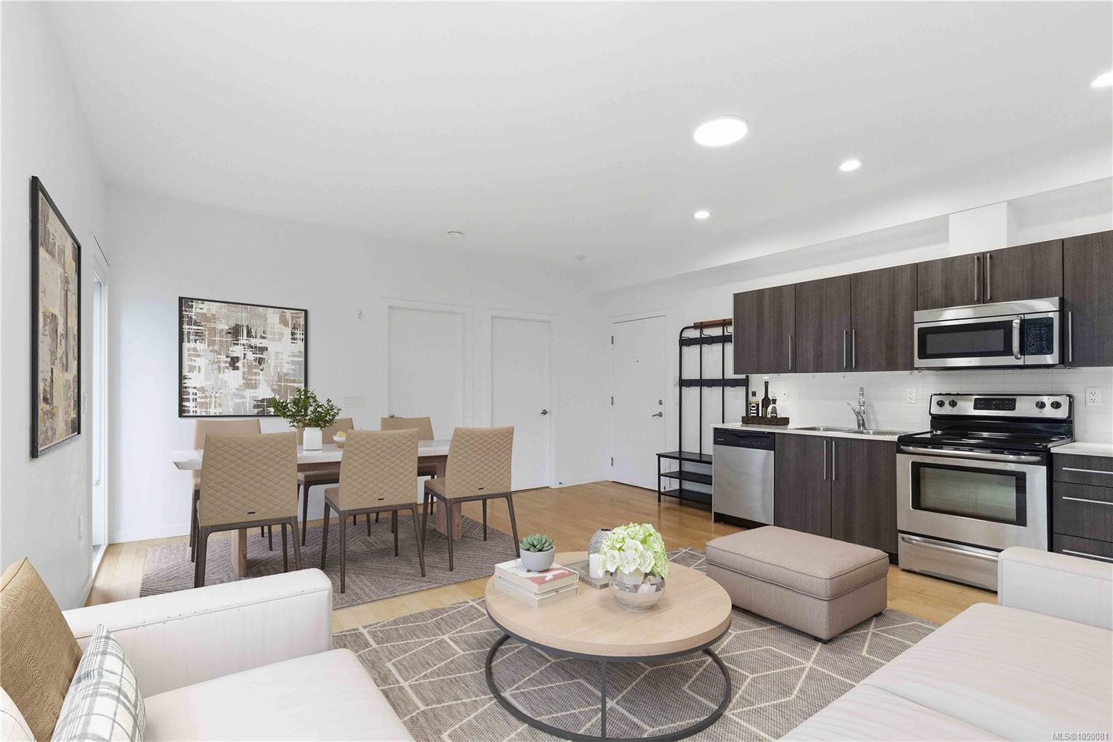203 4050 Douglas St, Saanich