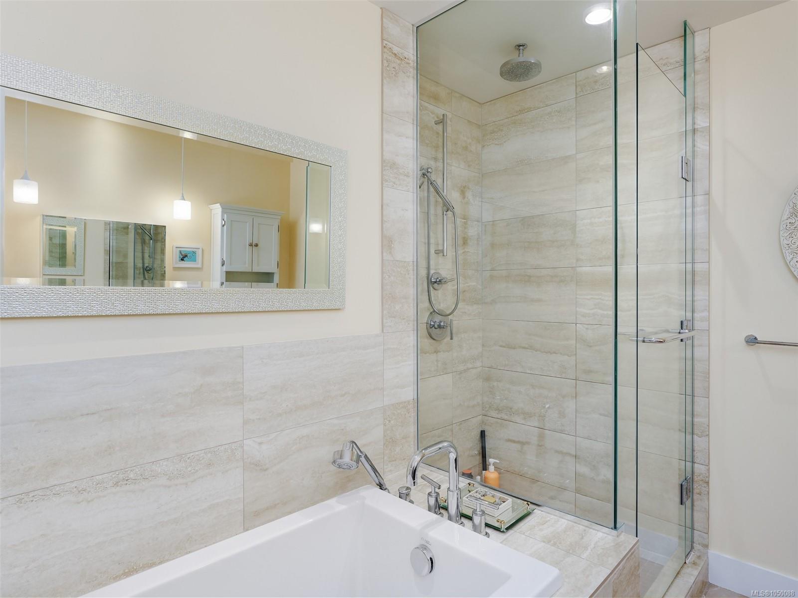 107-3234 Holgate Lane — listing photo 14 of 36
