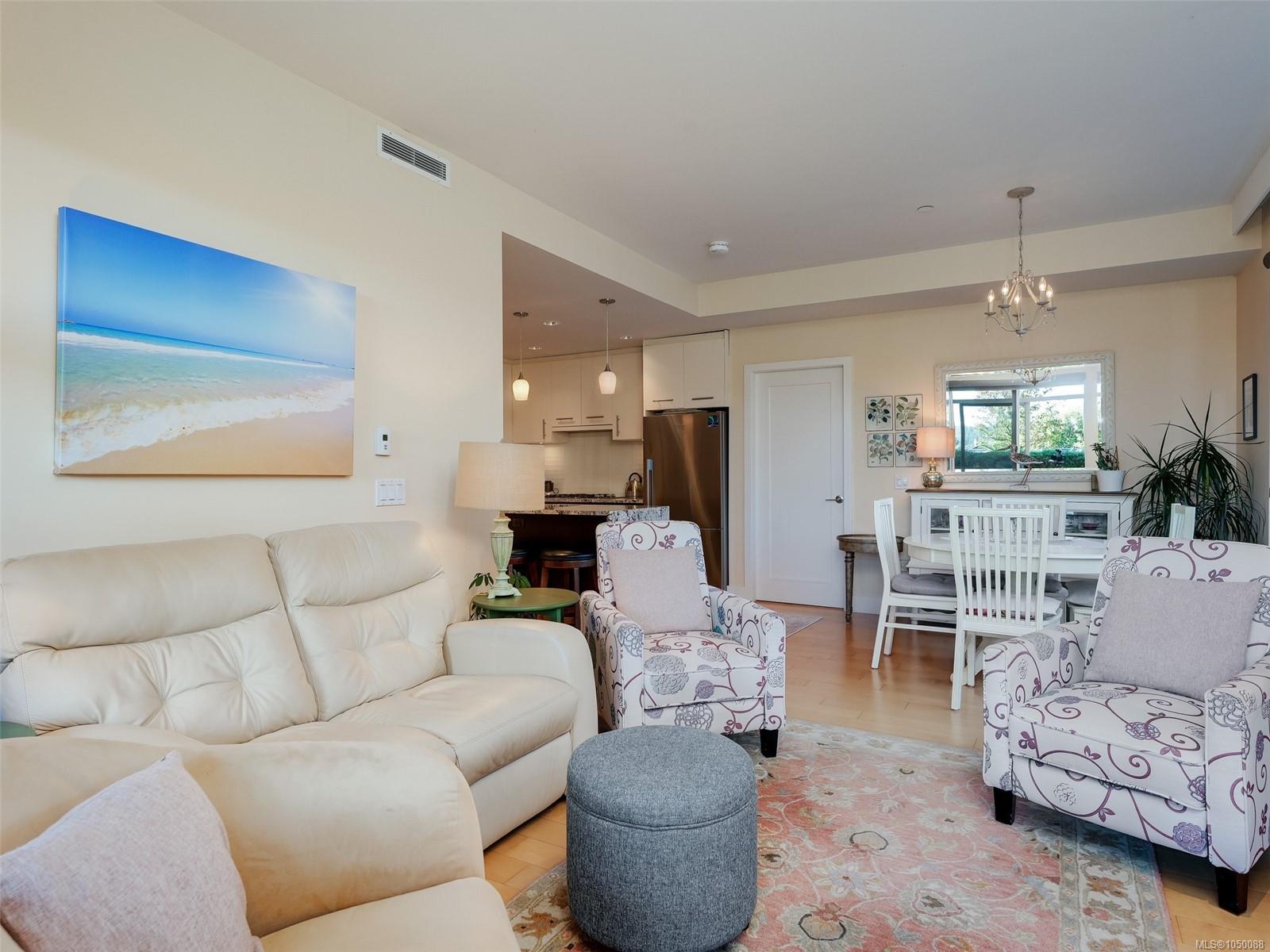 107-3234 Holgate Lane — listing photo 5 of 36