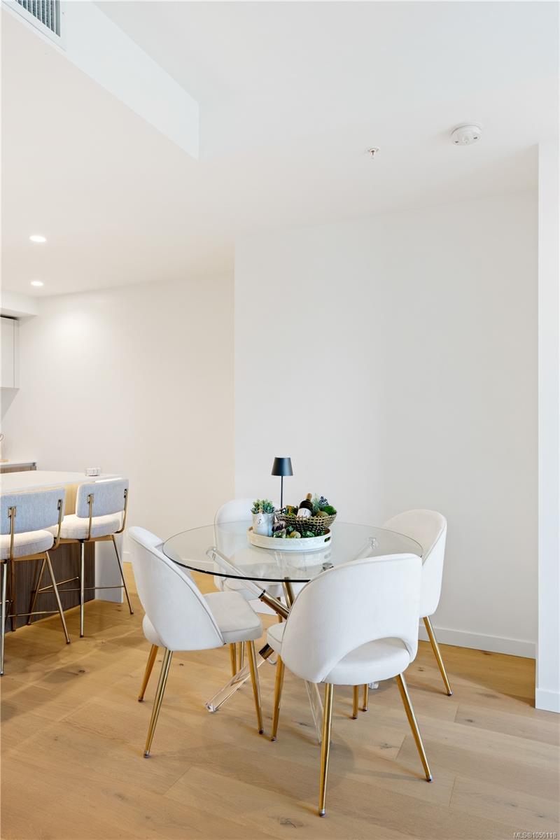 1412-2000 Hannington Rd — listing photo 7 of 52