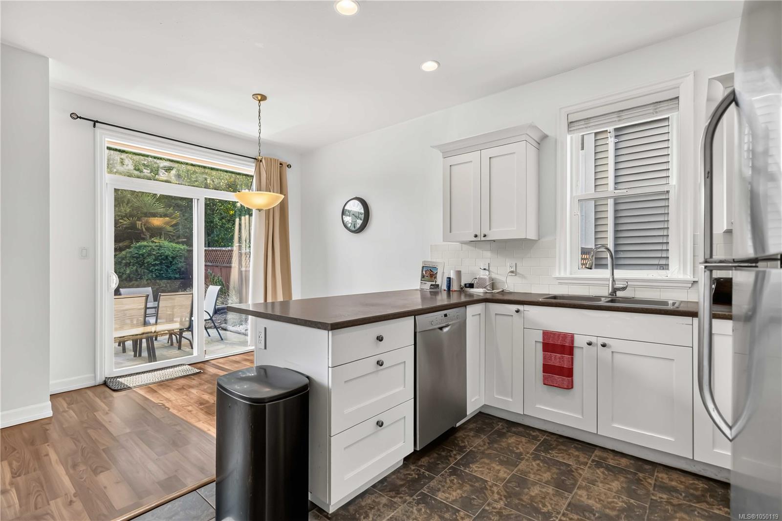 106-2260 Maple Ave — listing photo 13 of 56