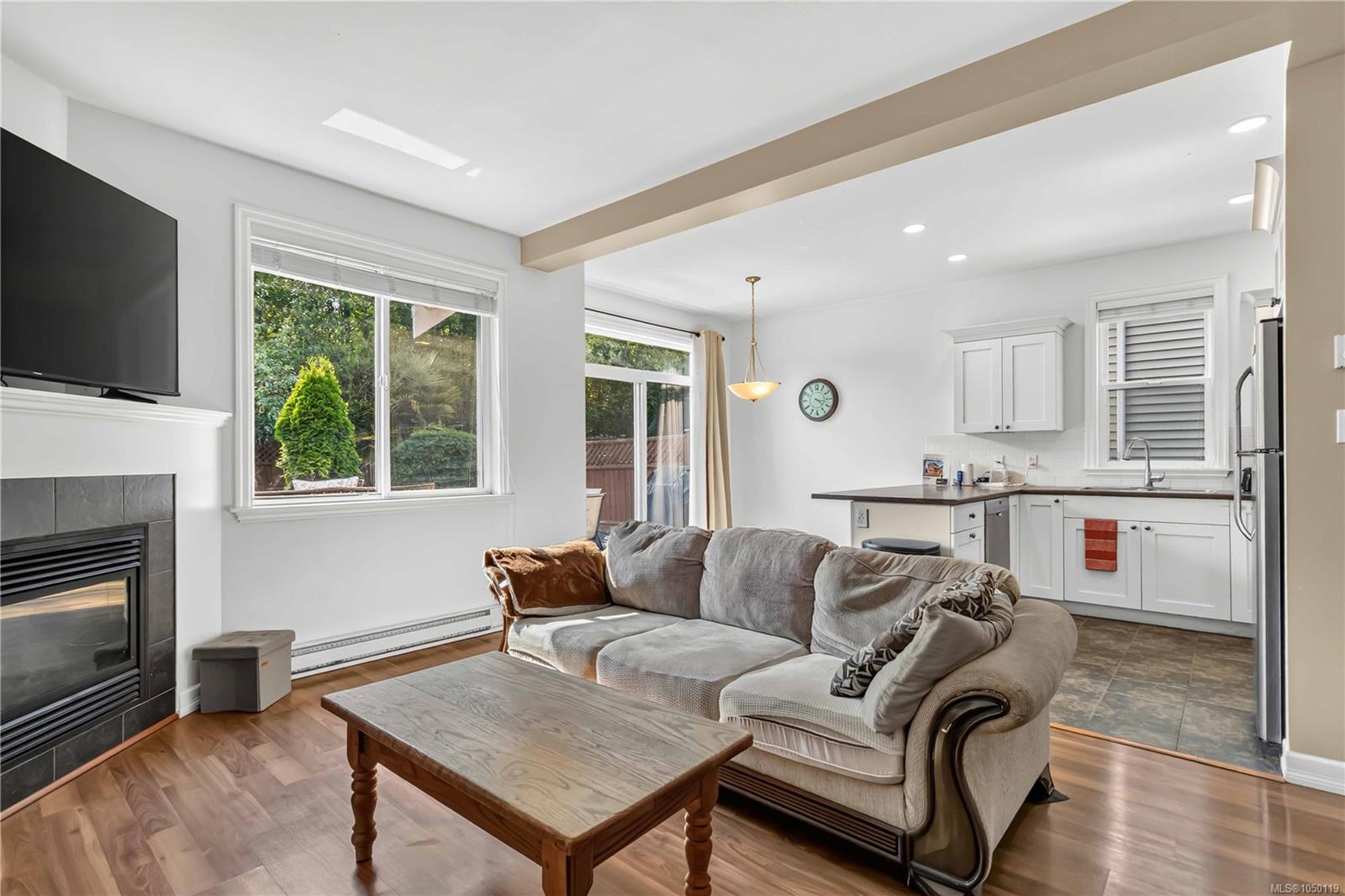 106-2260 Maple Ave — listing photo 6 of 56