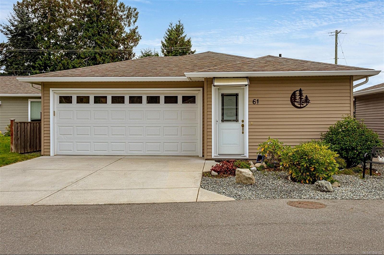 7586 Tetayut Rd, Central Saanich
