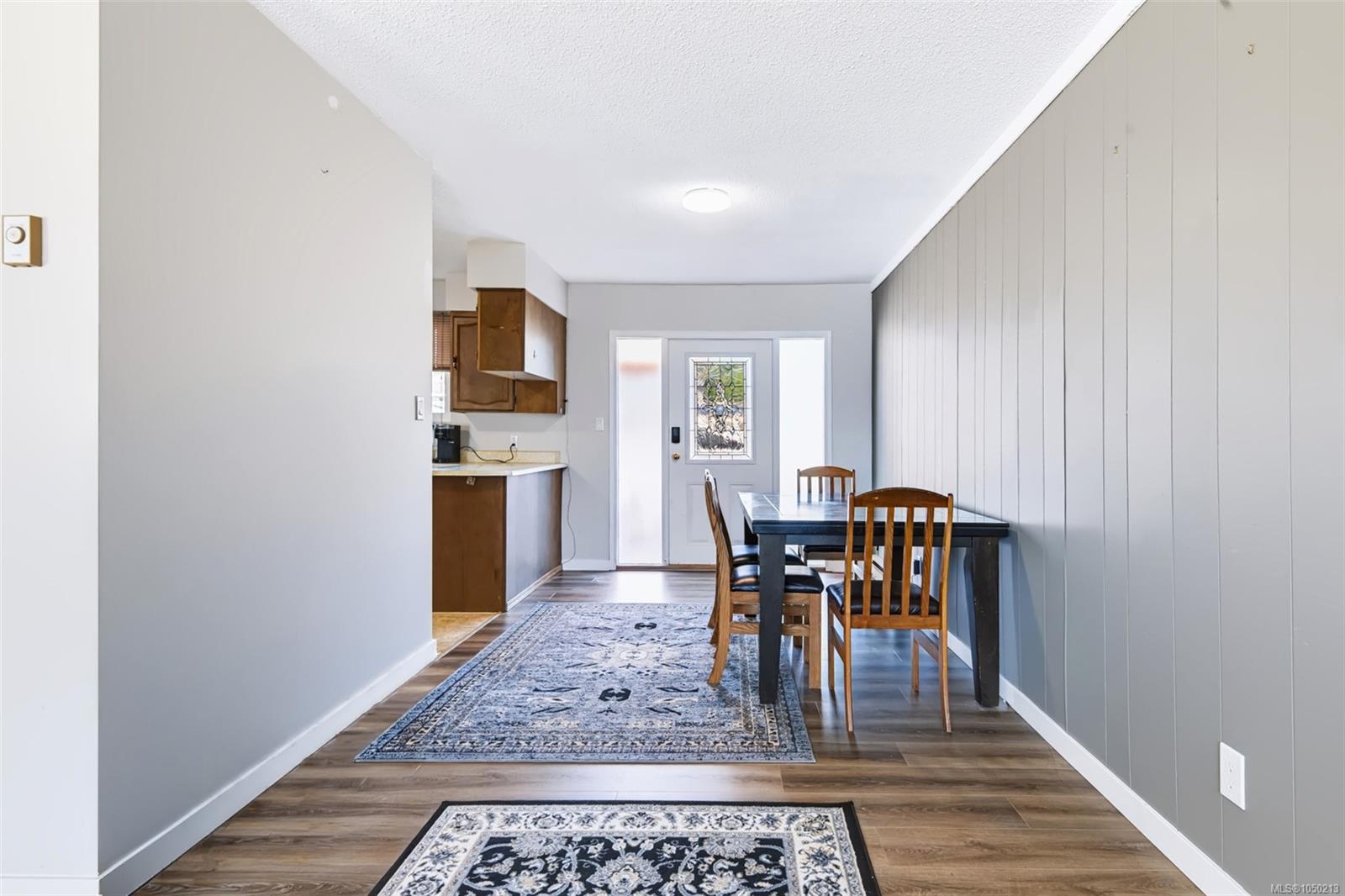 2643 9th Ave — listing photo 8 of 24