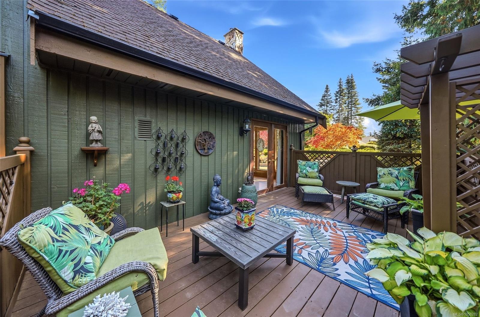 1843 Amelia Cres — listing photo 13 of 55
