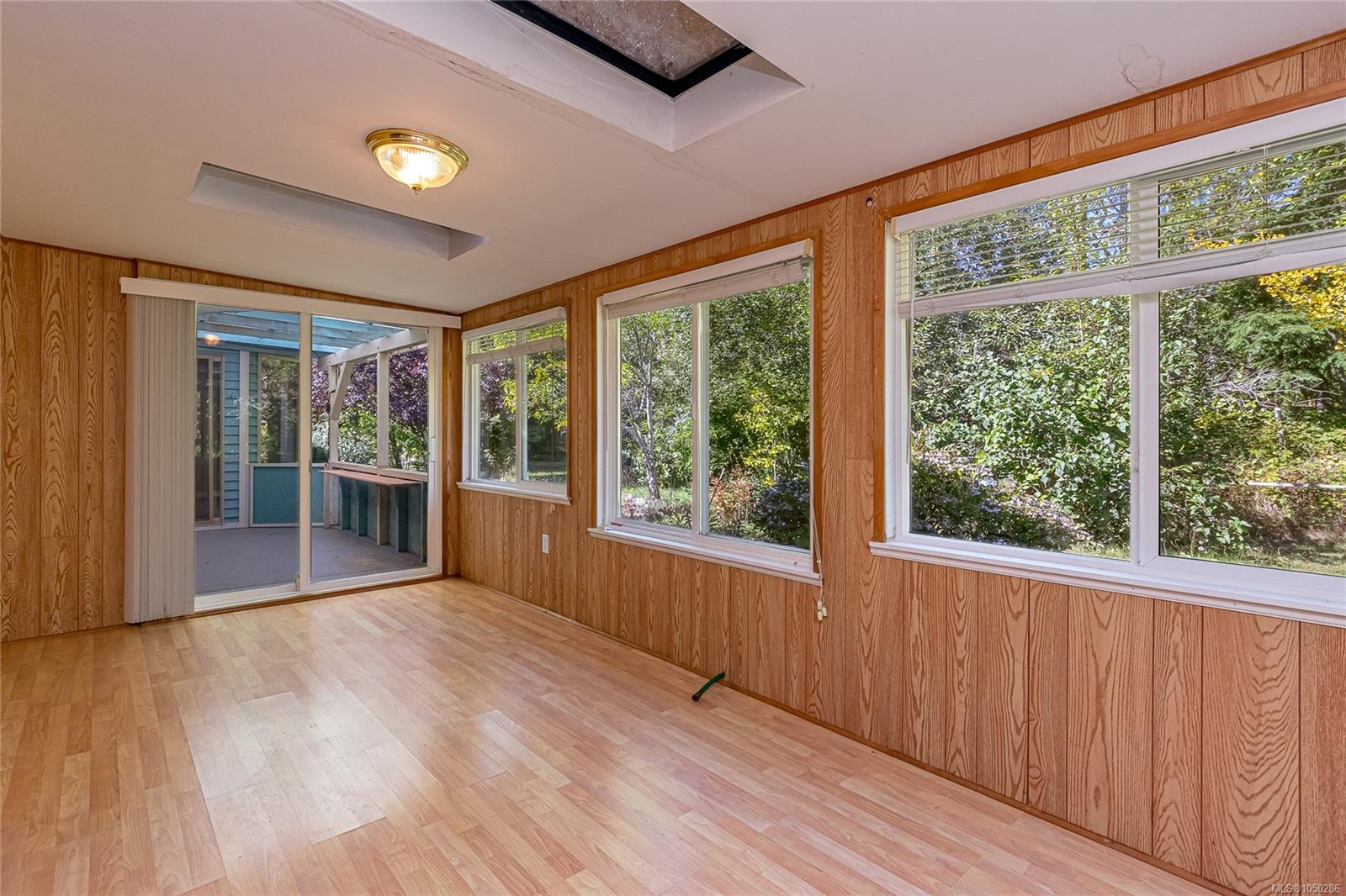 1205 Corcan Rd — listing photo 8 of 58