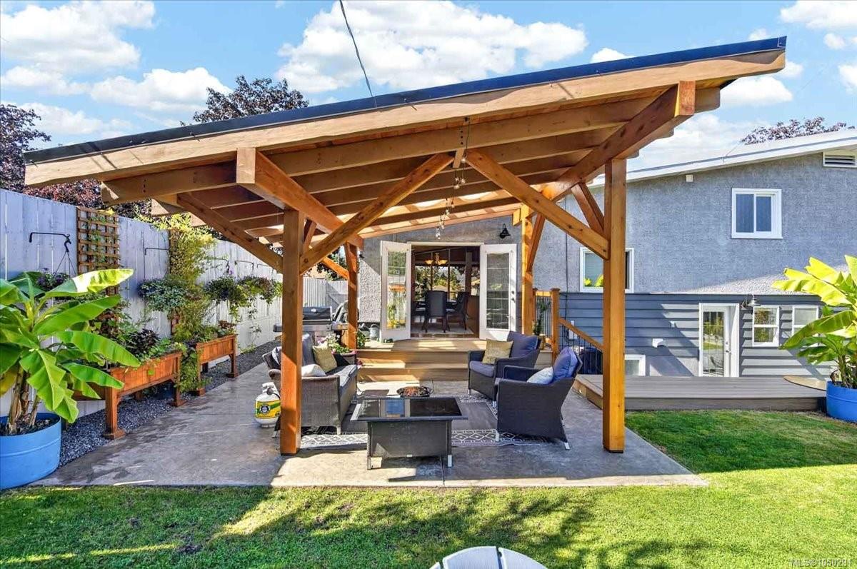 2955 15th Ave — listing photo 13 of 64