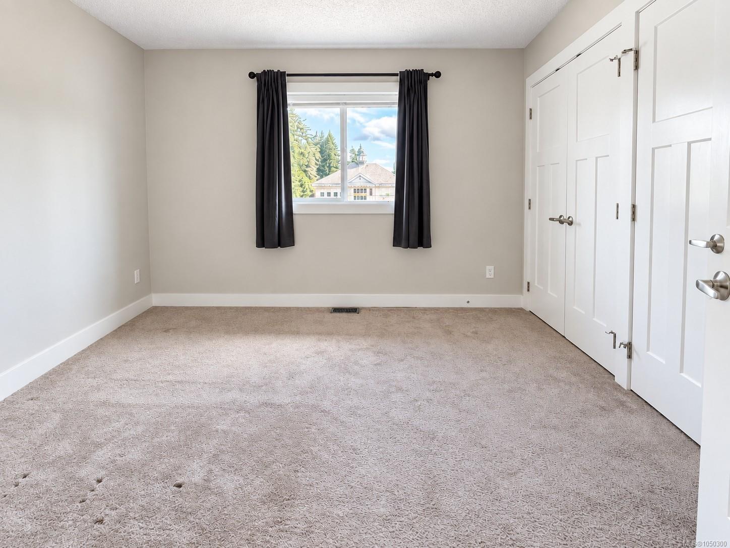 12-1027 College St — listing photo 14 of 20