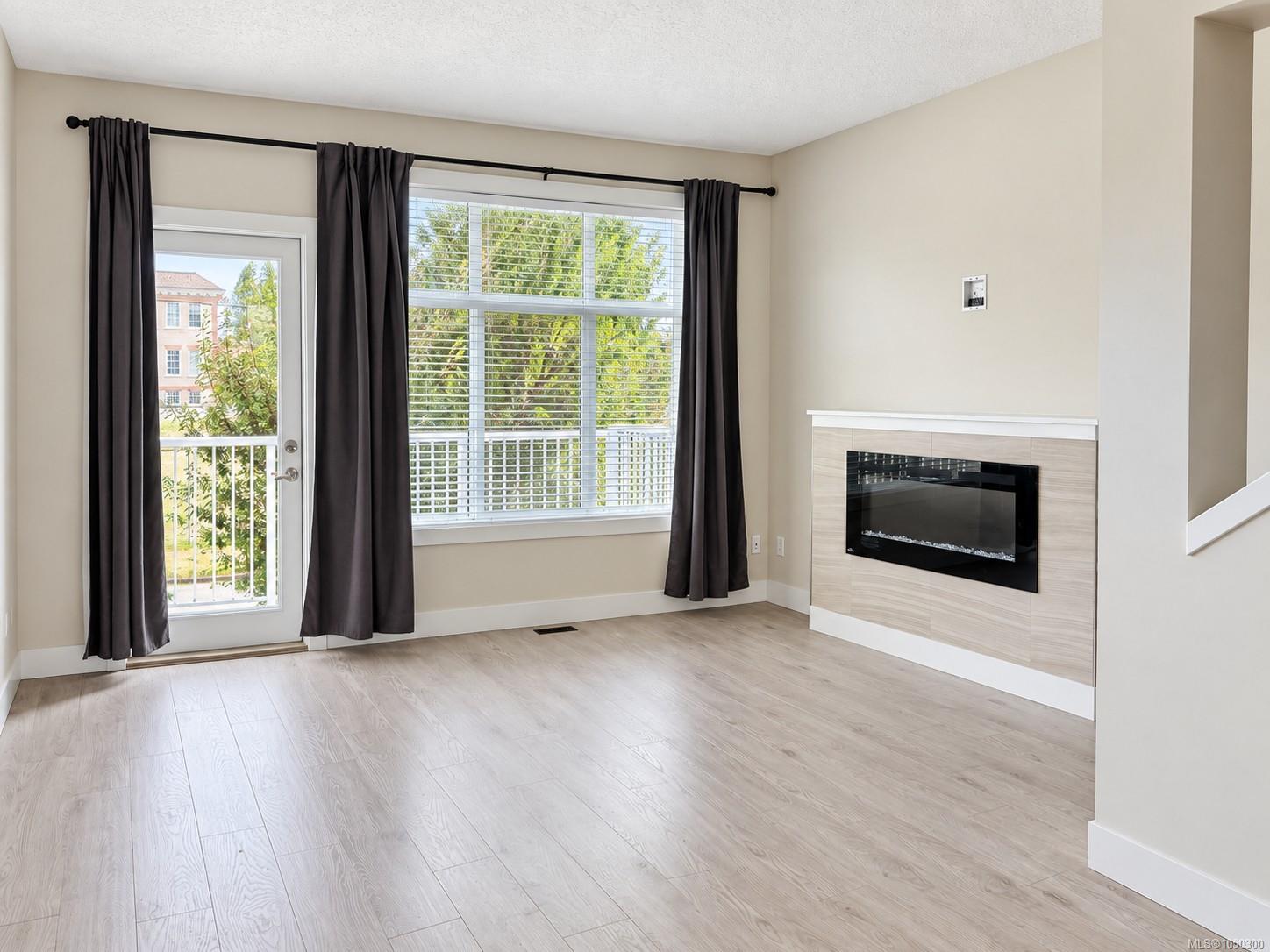 12-1027 College St — listing photo 8 of 20