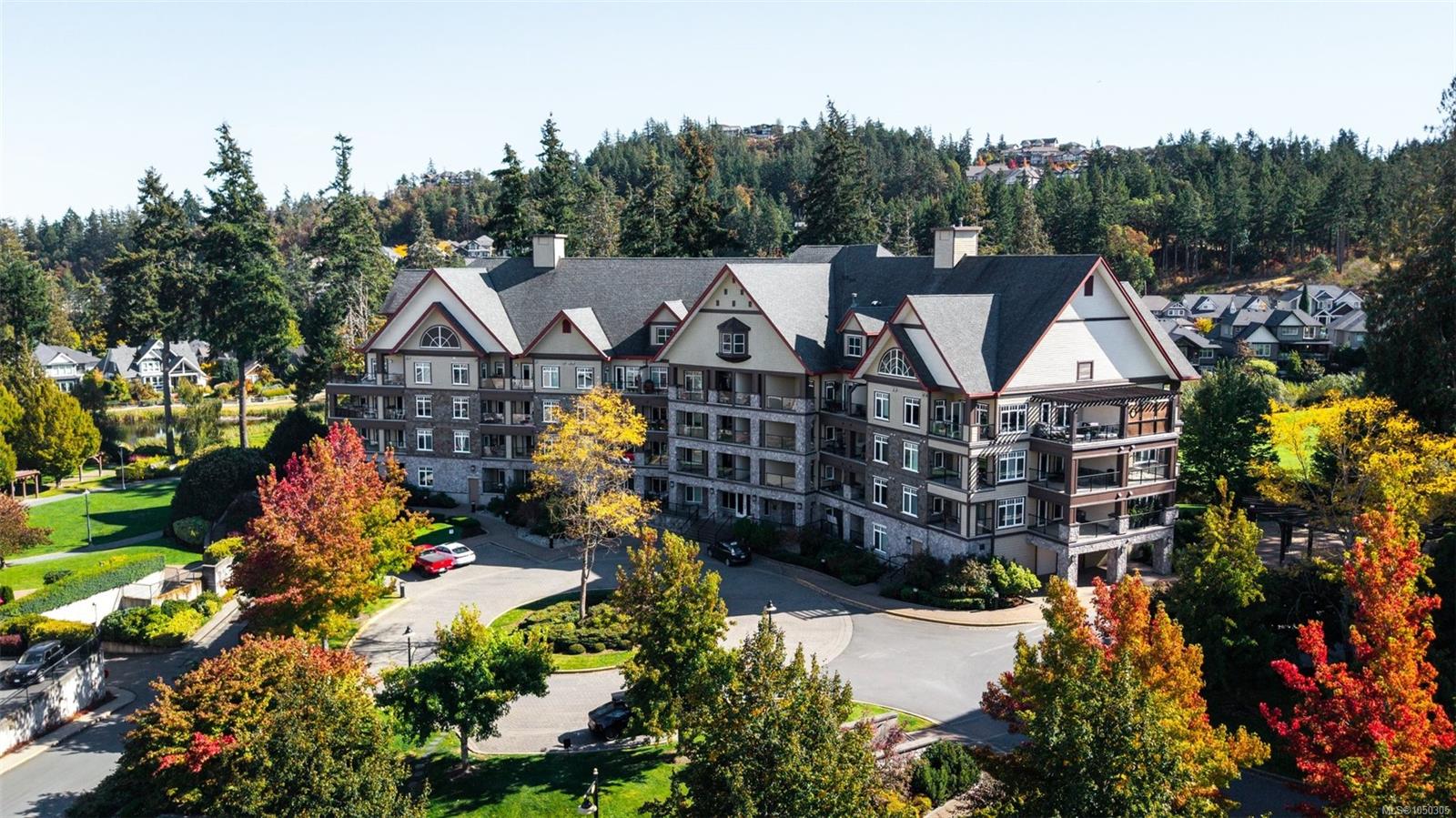 219-1375 Bear Mountain Pkwy — listing photo 4 of 31