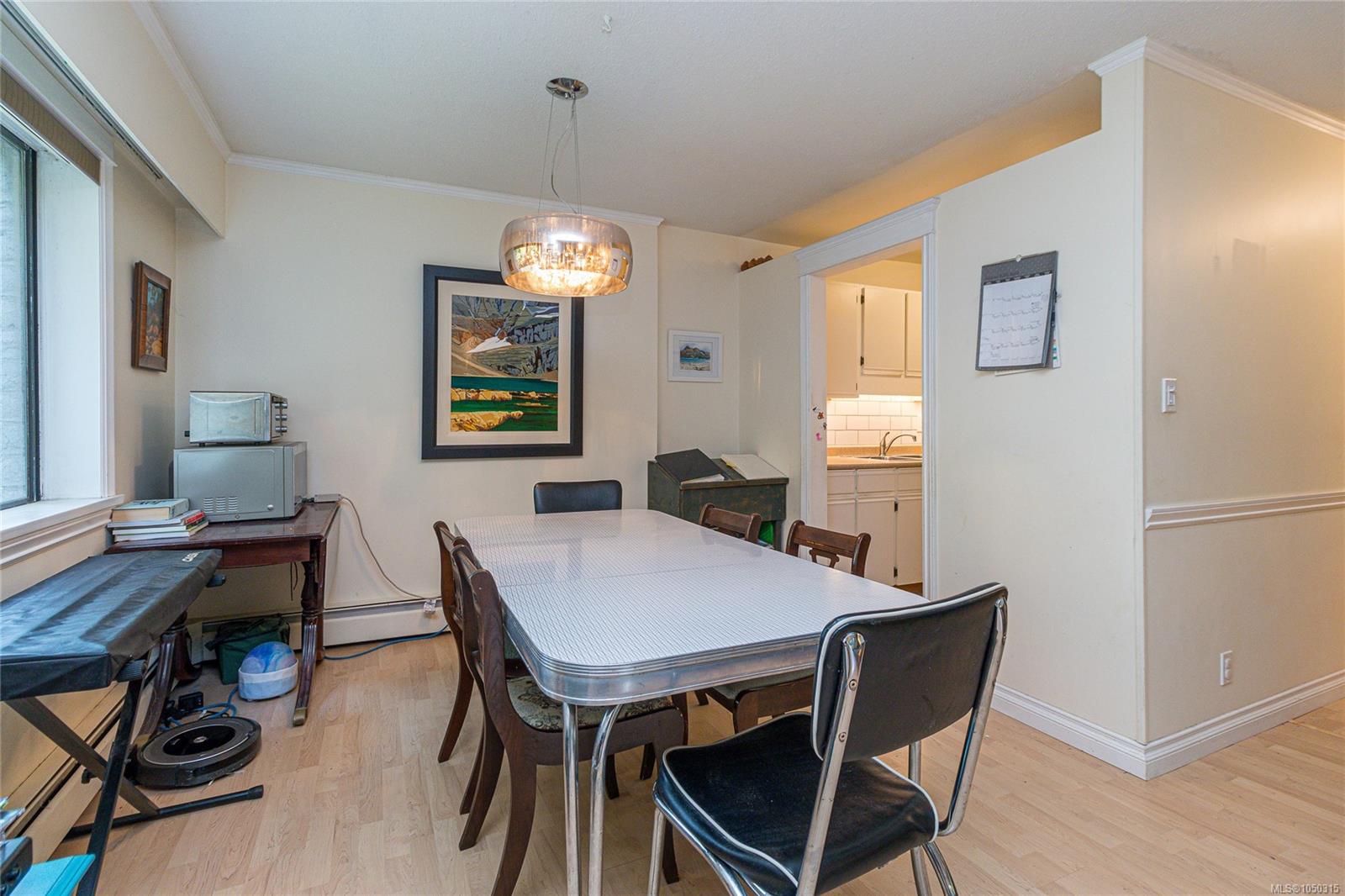 101-1050 Park Blvd — listing photo 11 of 26