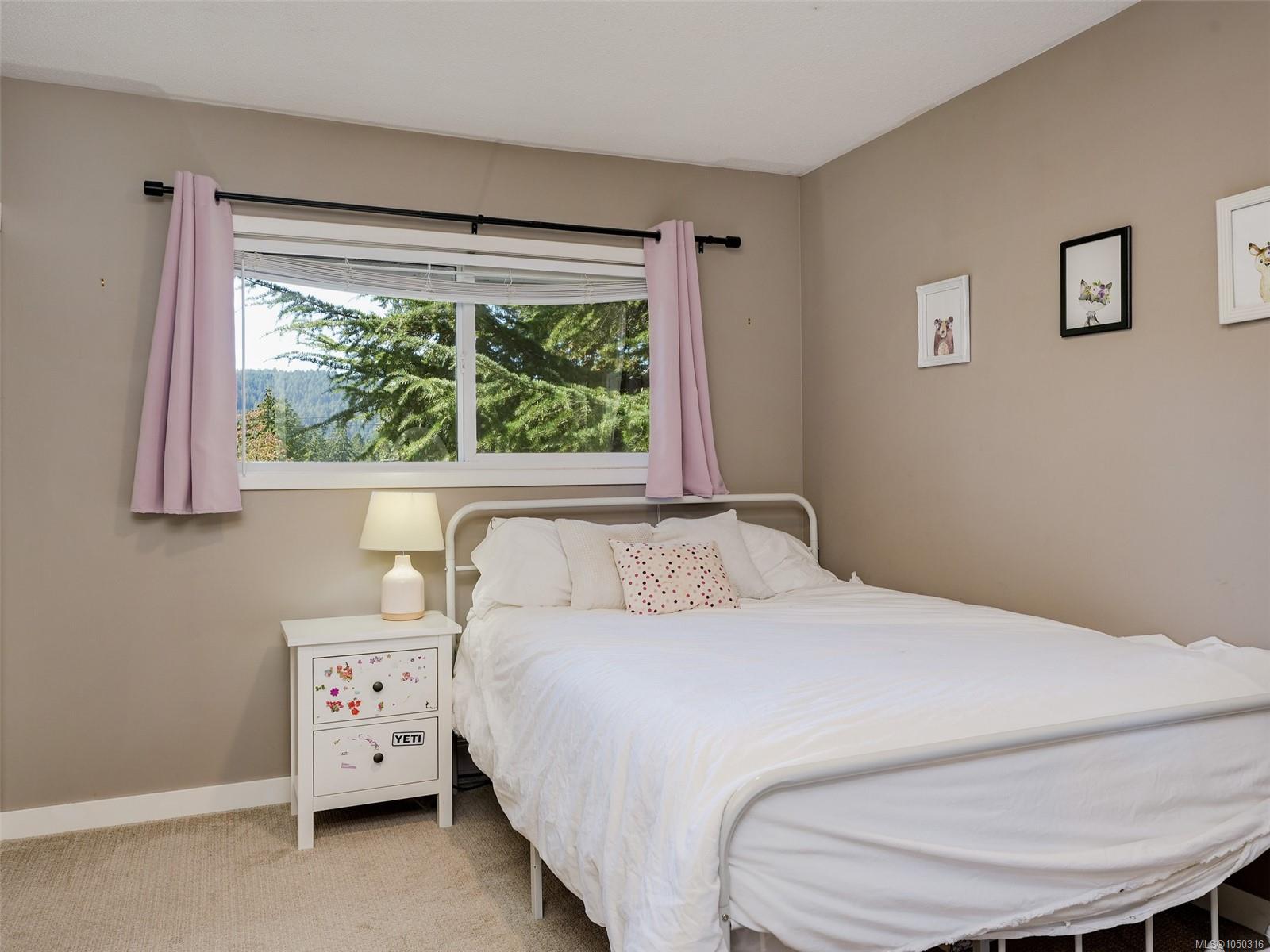 6647 Trudeau Terr — listing photo 13 of 29