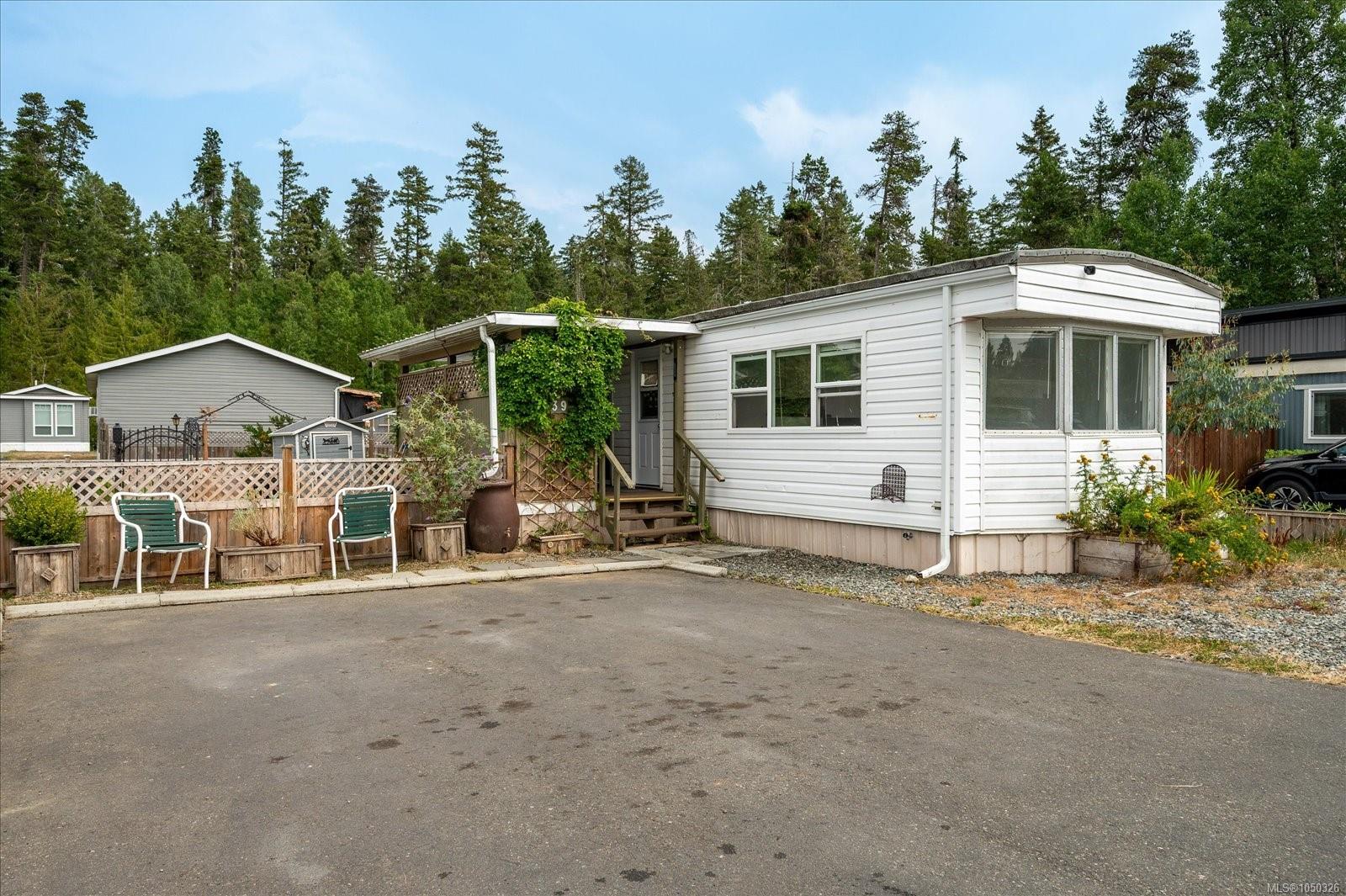 1050 Bowlby Rd, Coombs