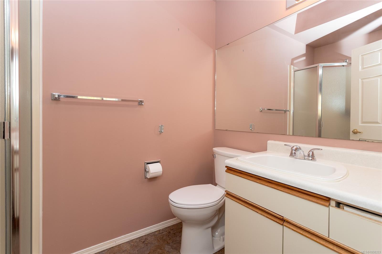 2128 Colinwood Rd — listing photo 12 of 25