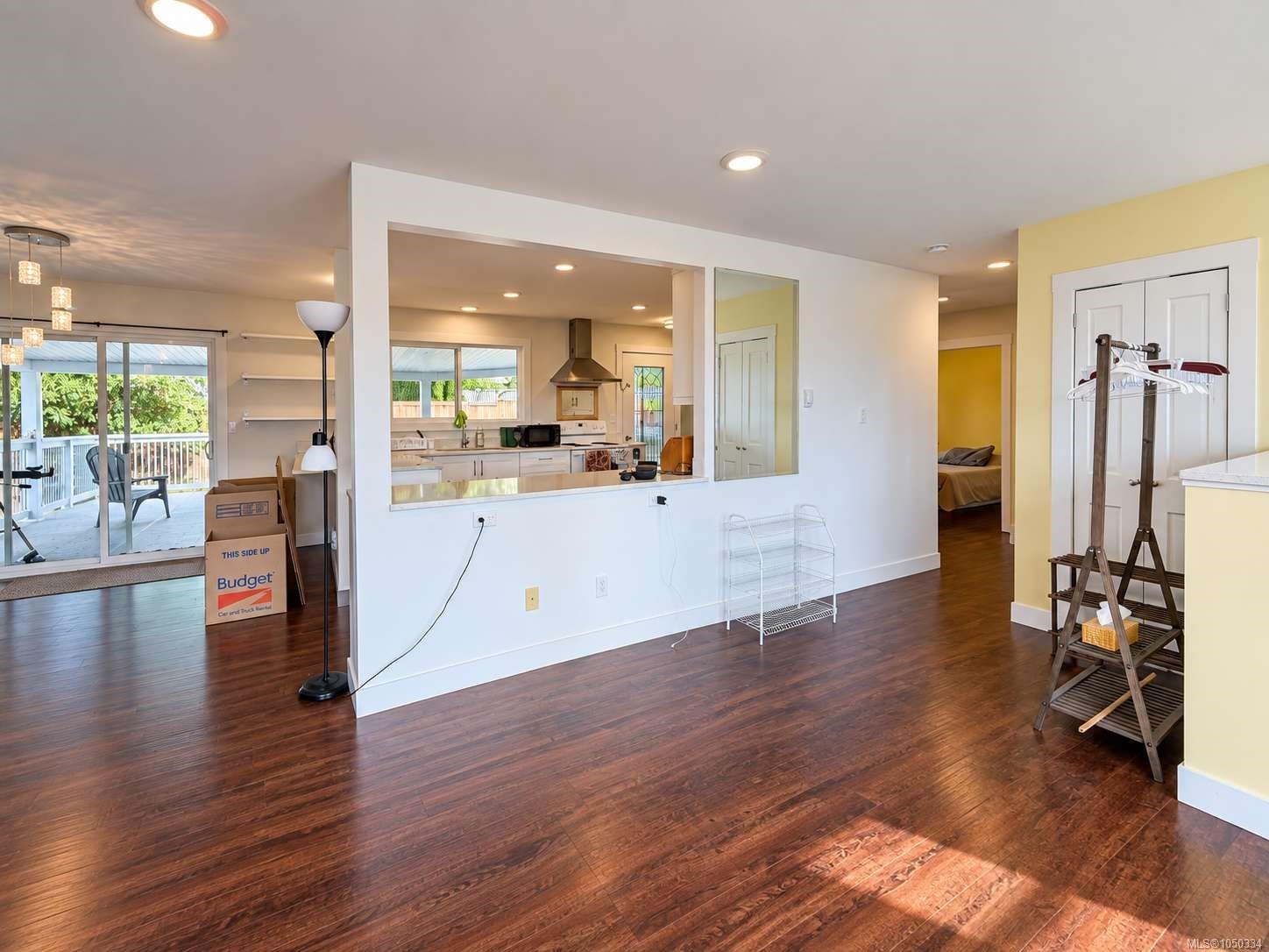2349 Anderson Ave — listing photo 14 of 43