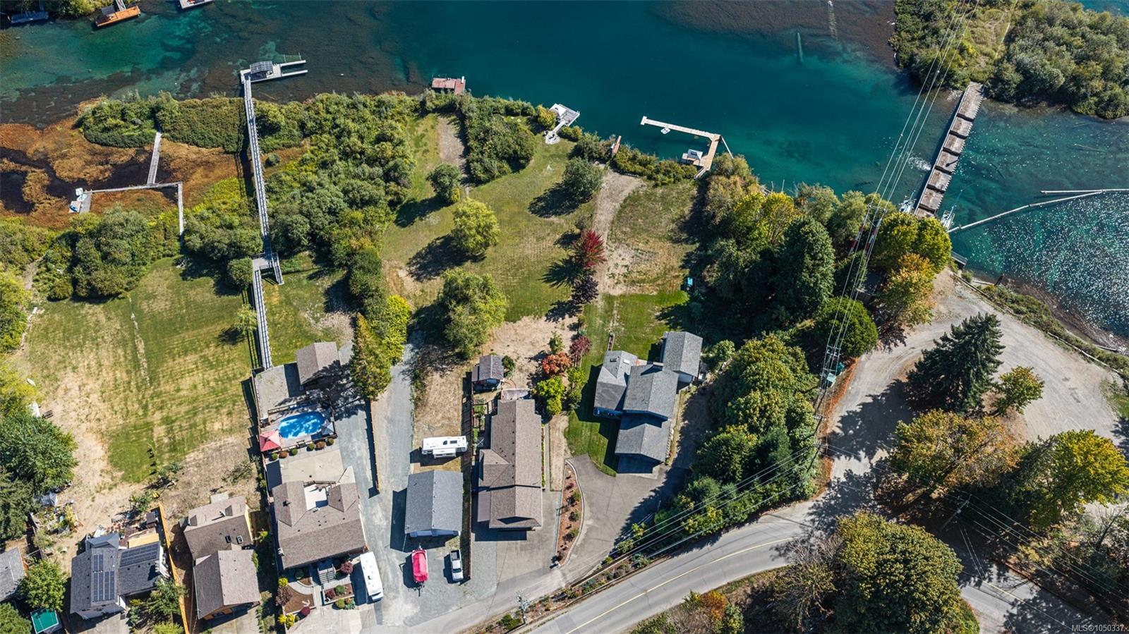 170 Wavell Rd — listing photo 13 of 74
