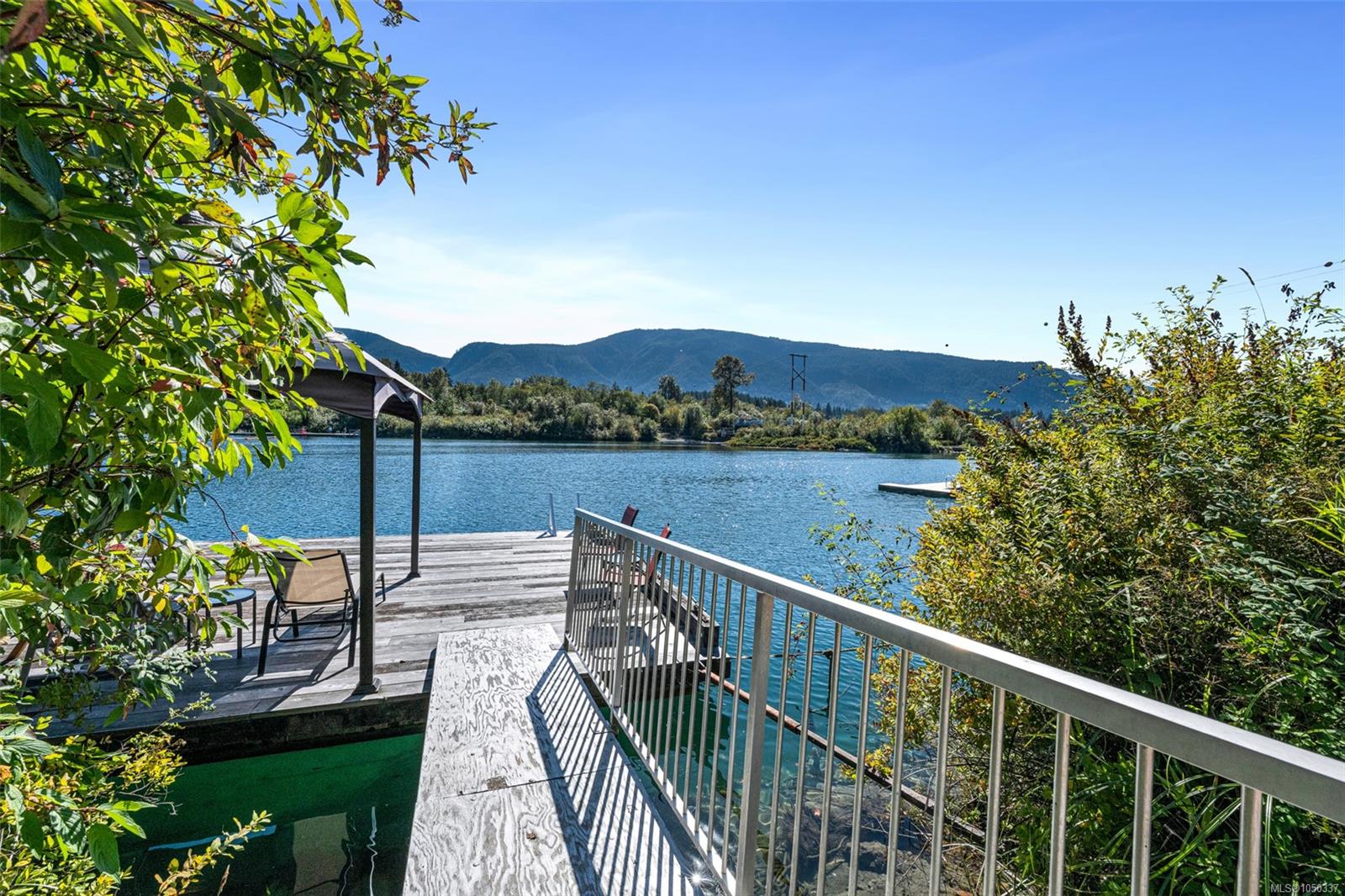 170 Wavell Rd — listing photo 8 of 74