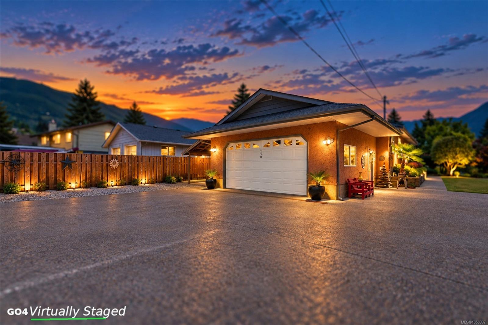 170 Wavell Rd — listing photo 10 of 74