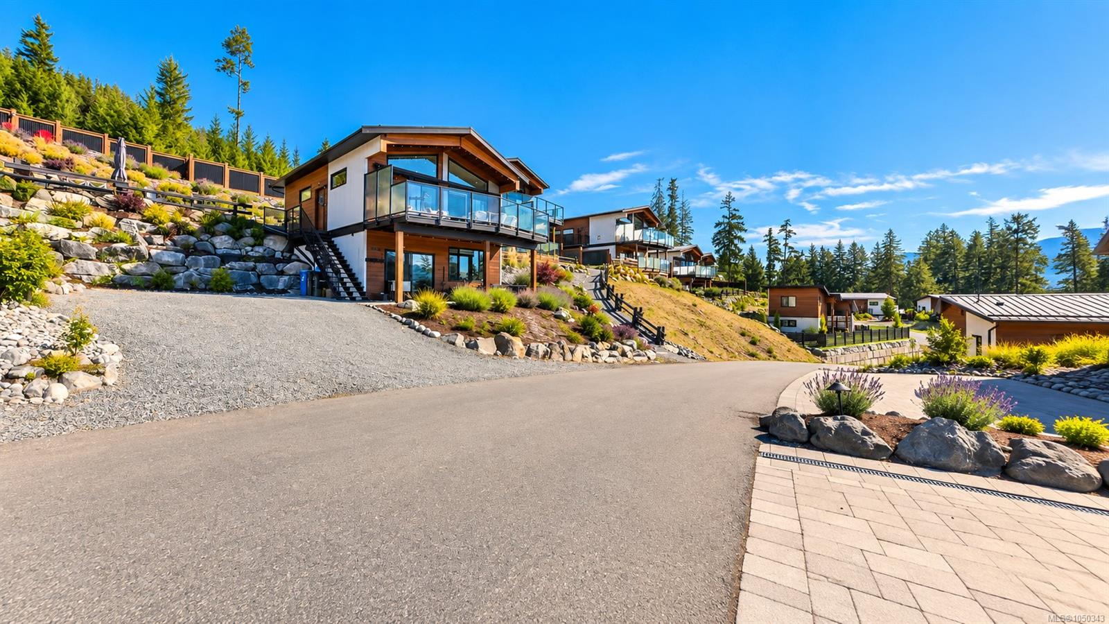 9558 Marble Bay Rd — listing photo 8 of 78