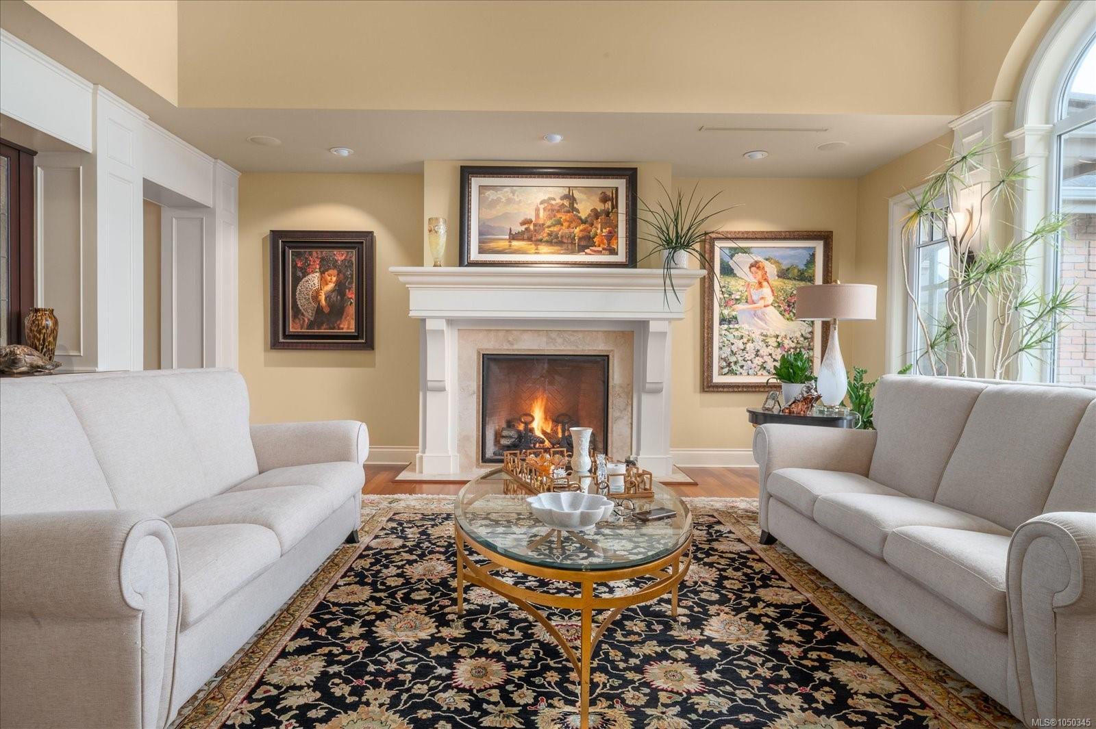 2450 Ainsley Pl — listing photo 12 of 73