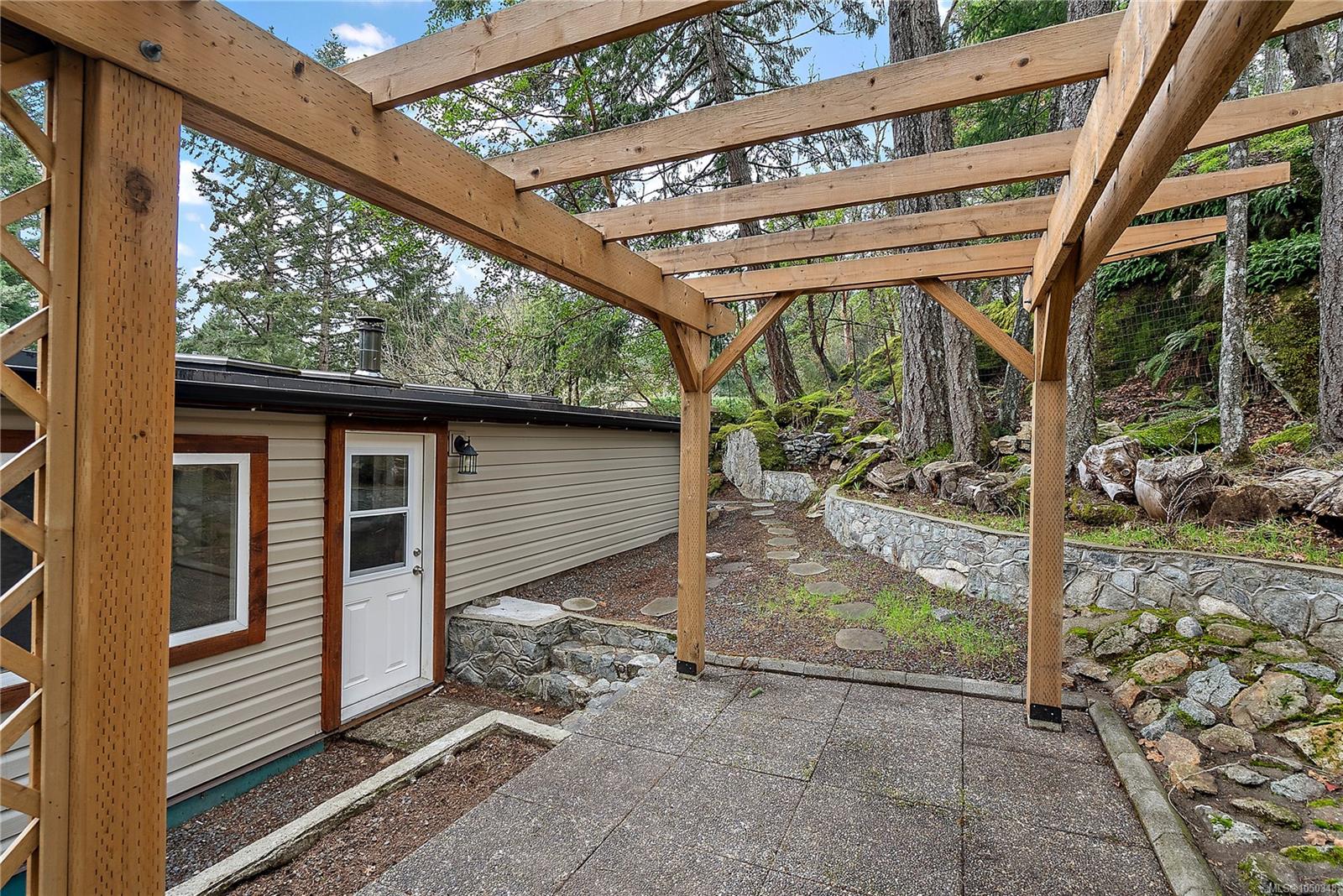 Photo 33