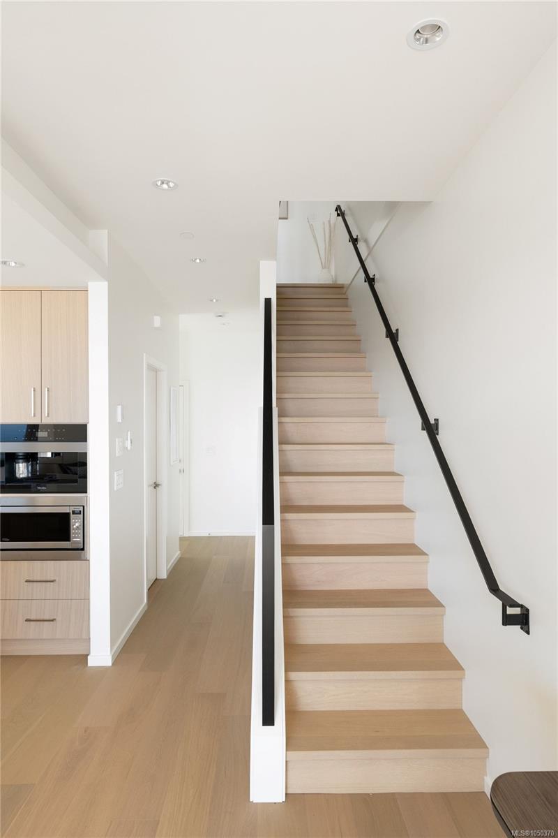 1-2525 Rothesay Ave — listing photo 13 of 35