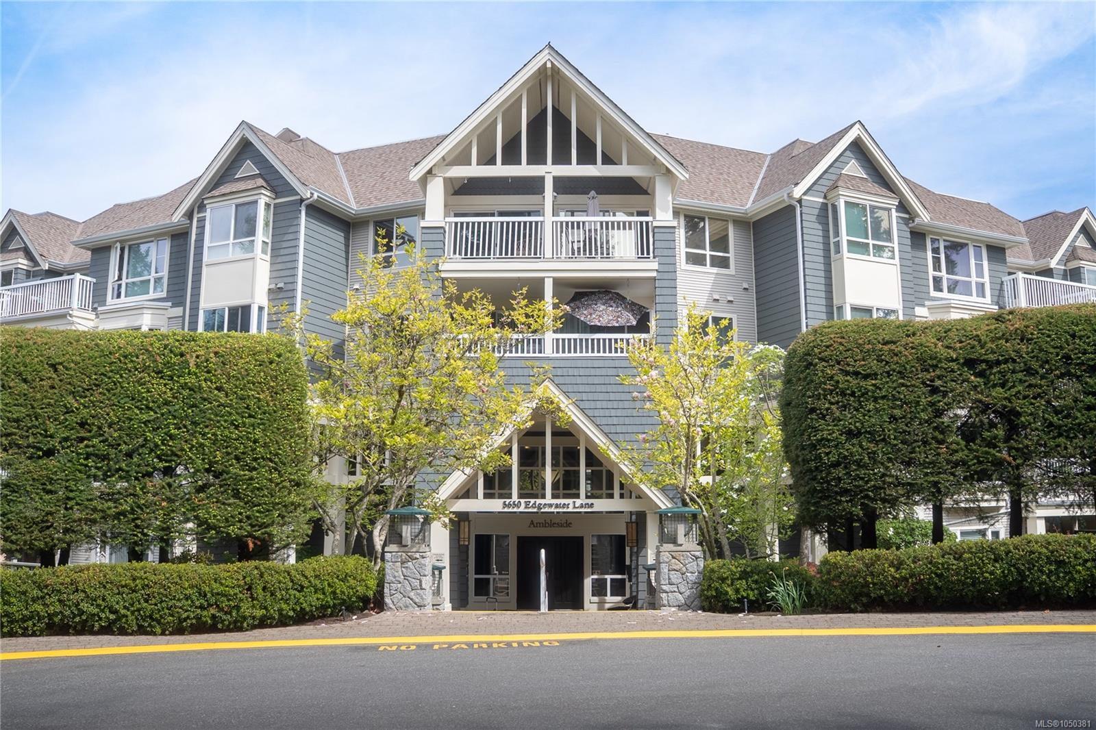 209 5650 Edgewater Lane, Nanaimo