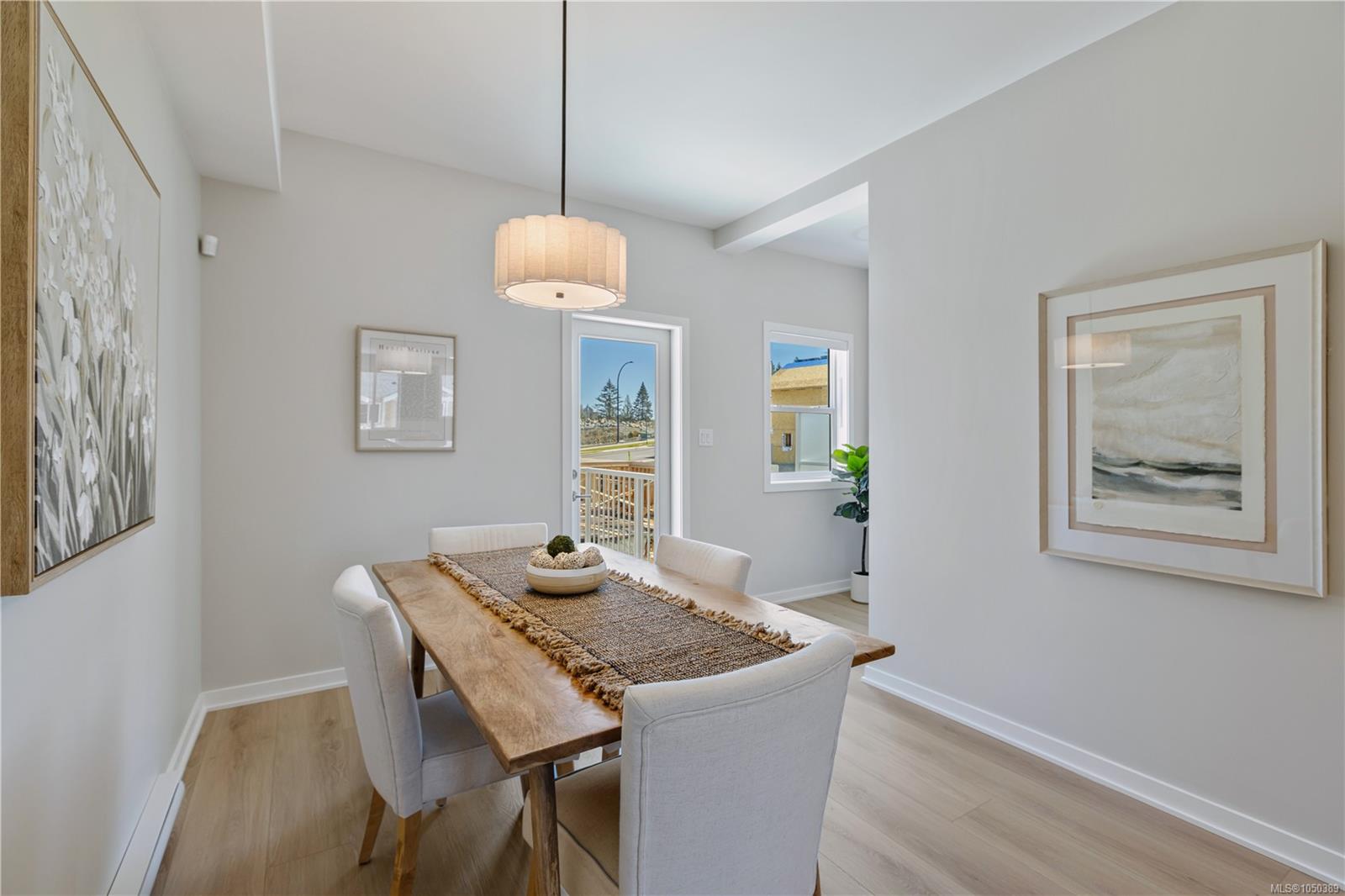 2841 Apex Close photo 7