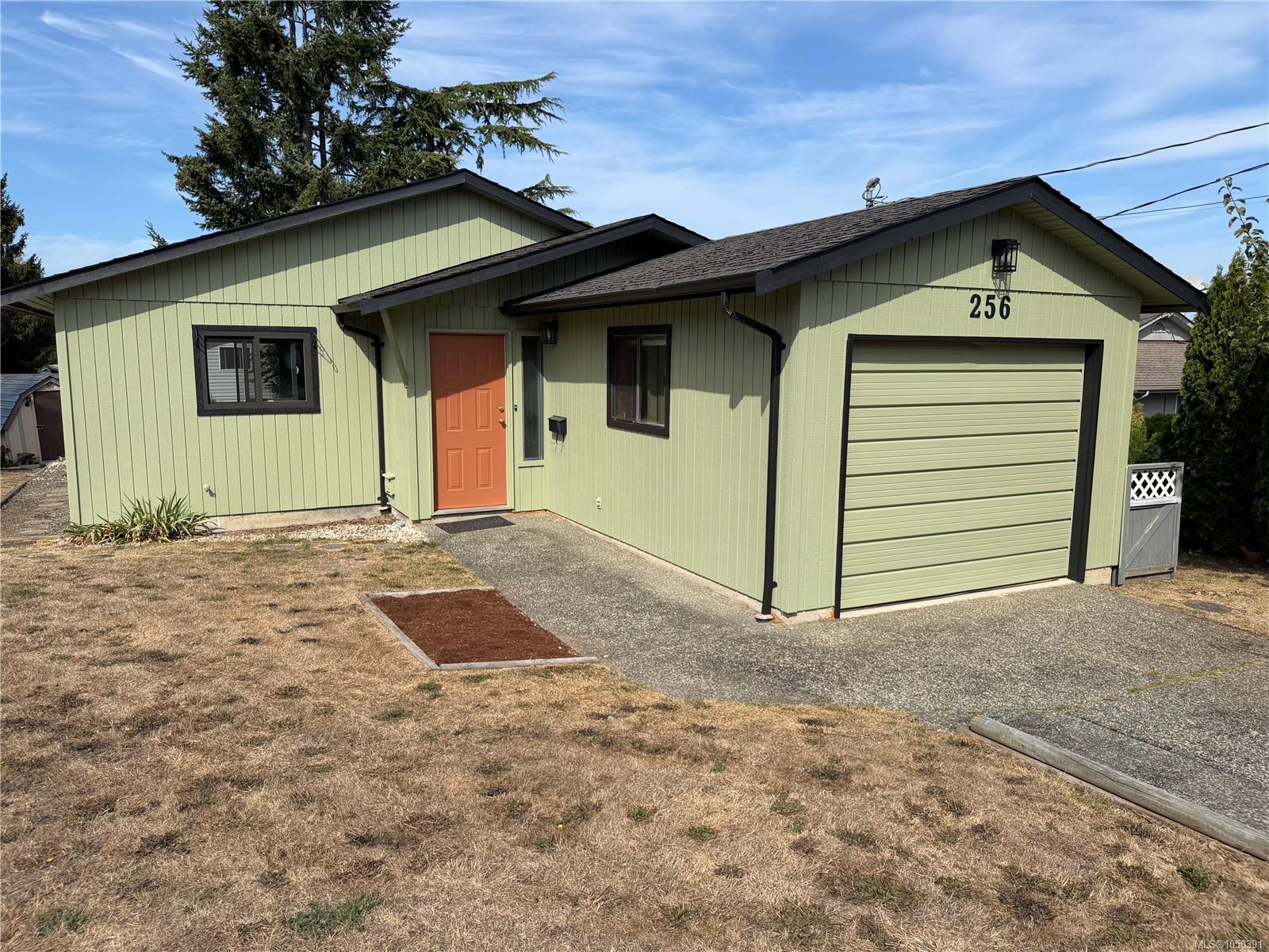 256 Ardenlea Pl, View Royal