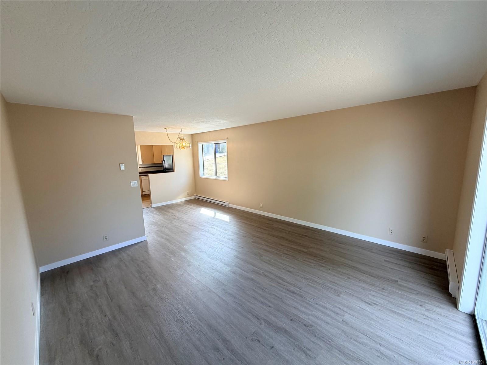 256 Ardenlea Pl — listing photo 12 of 18