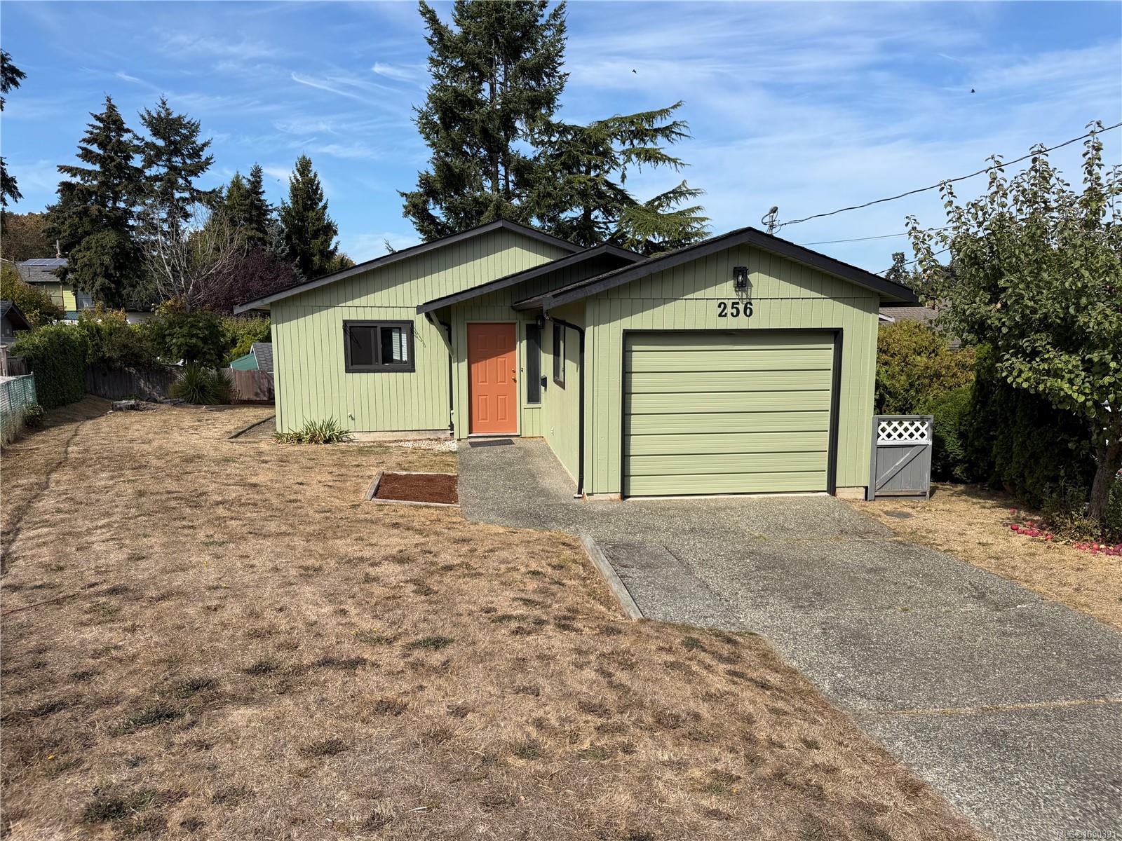 256 Ardenlea Pl — listing photo 3 of 18