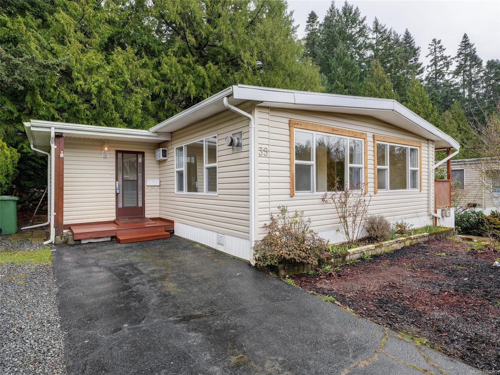 39 2587 Selwyn Rd, Langford
