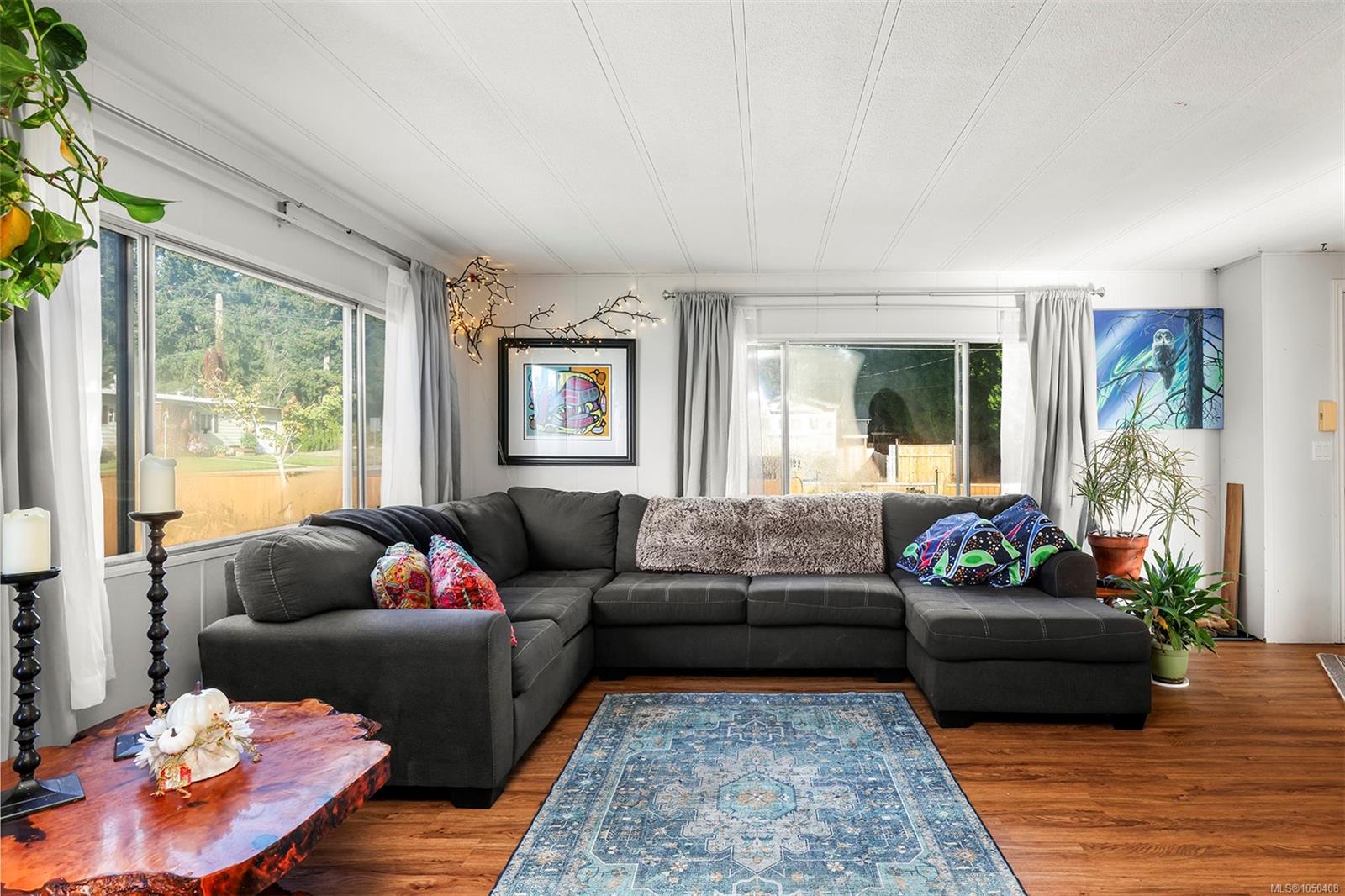 2205 4th St — listing photo 9 of 28
