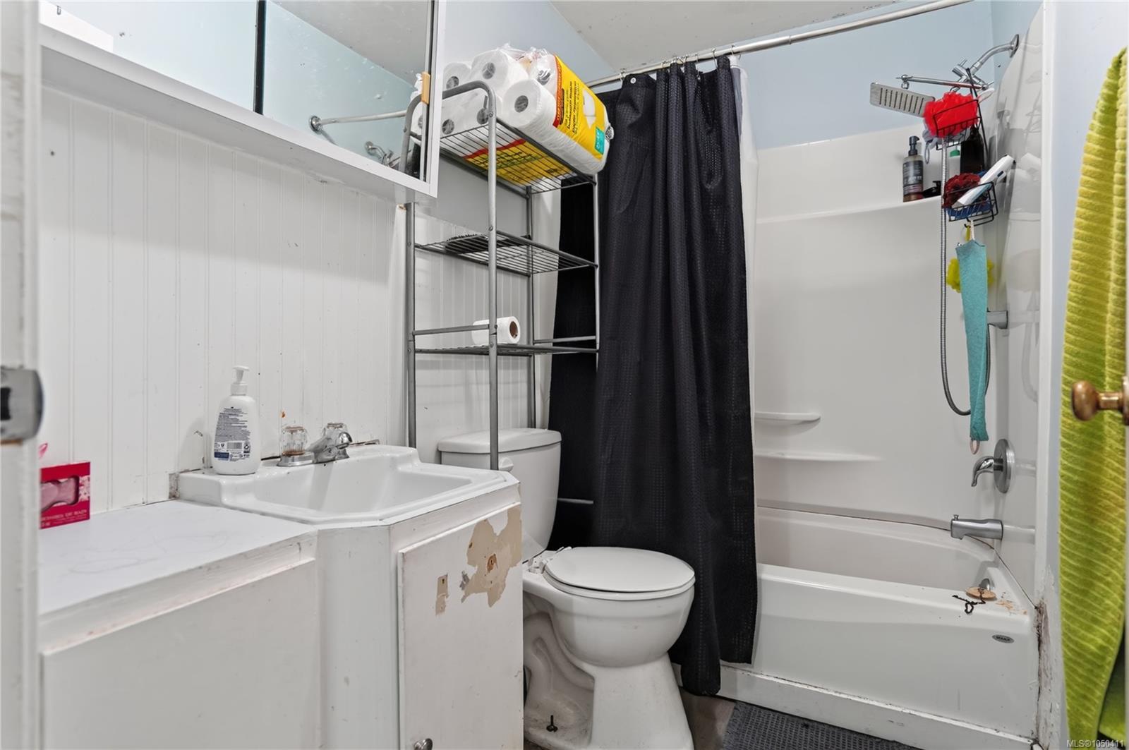 2646 12th Ave — listing photo 12 of 54