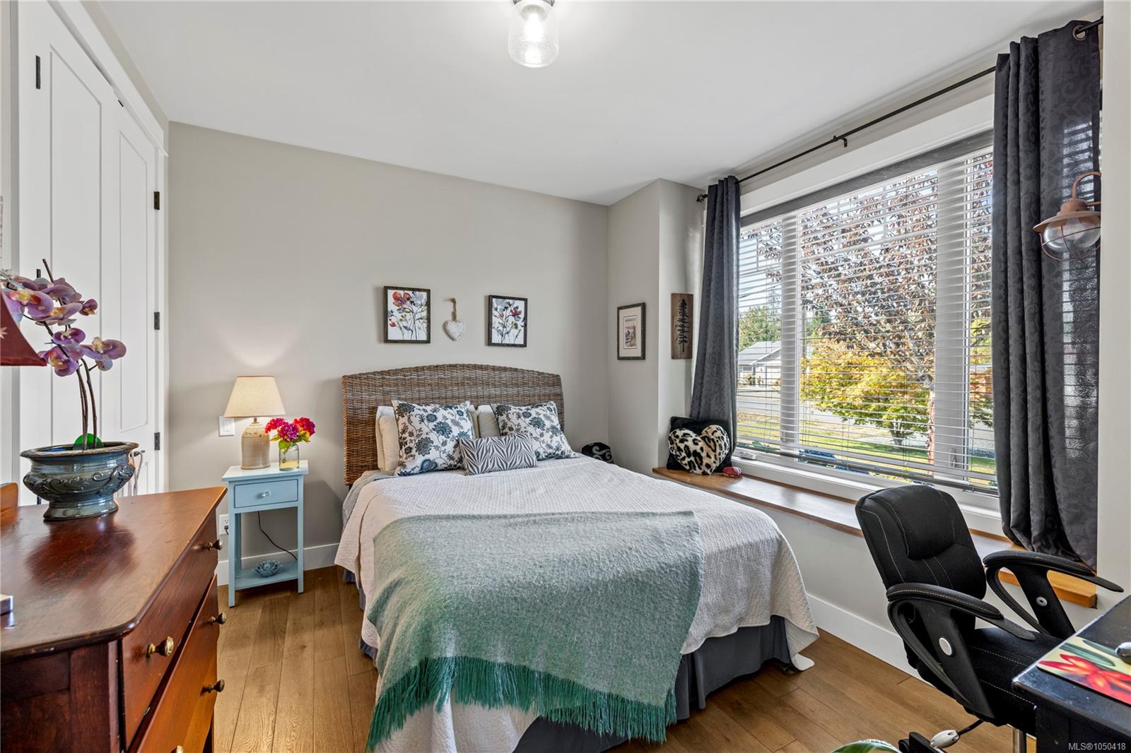 1254 Ormonde Rd — listing photo 10 of 42