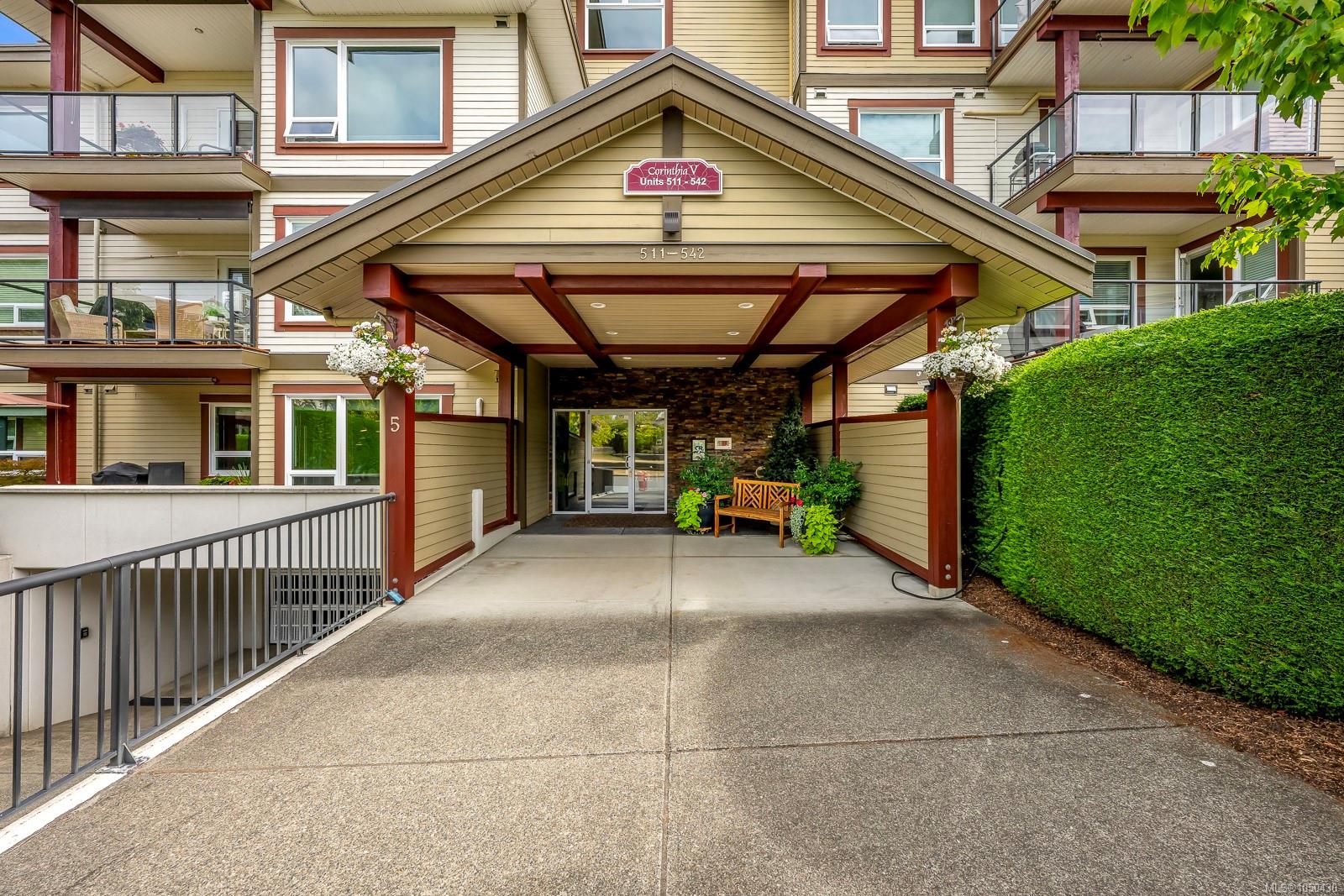 511-3666 Royal Vista Way photo 4