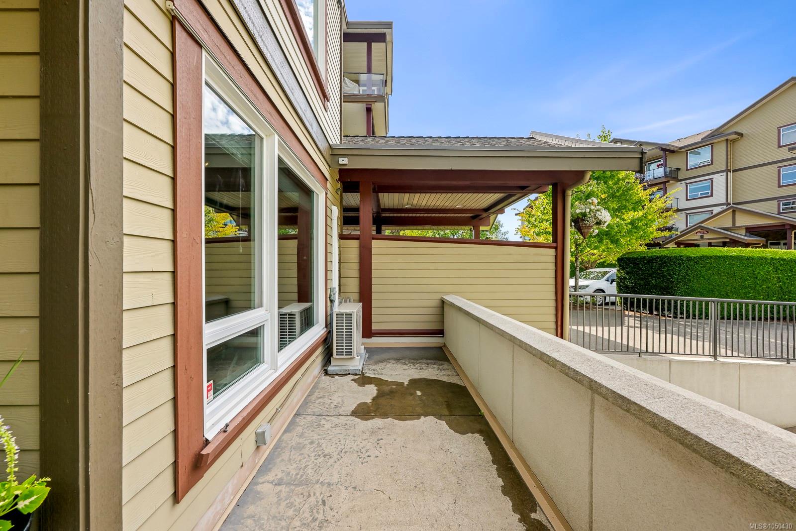 511-3666 Royal Vista Way — listing photo 10 of 52