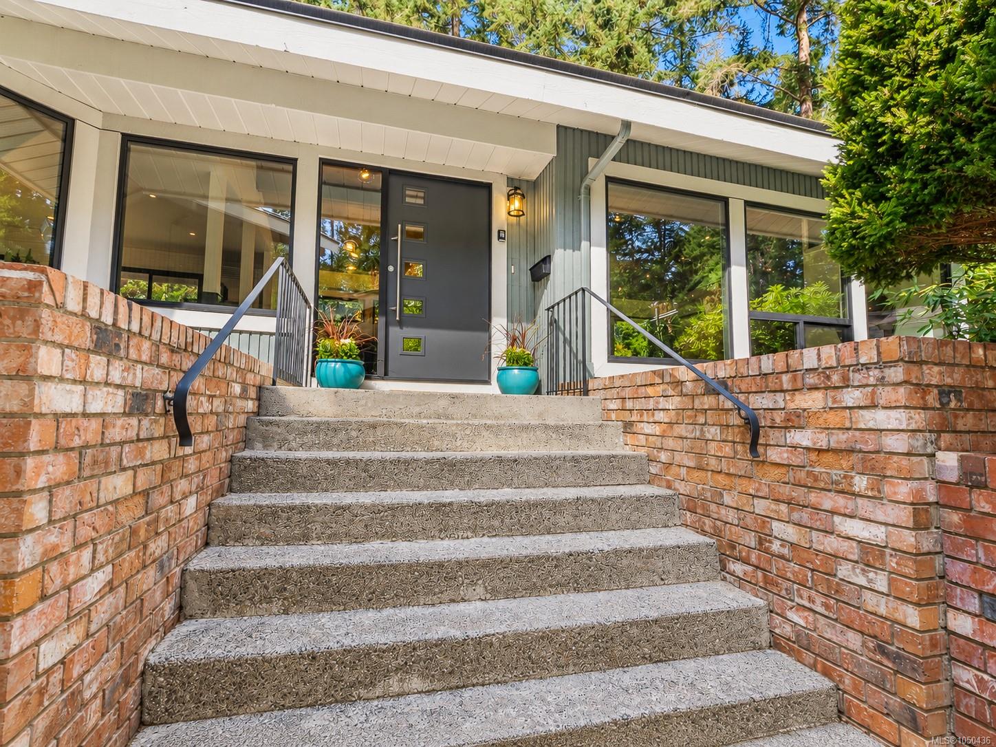 973 Wagonwood Pl — listing photo 4 of 61