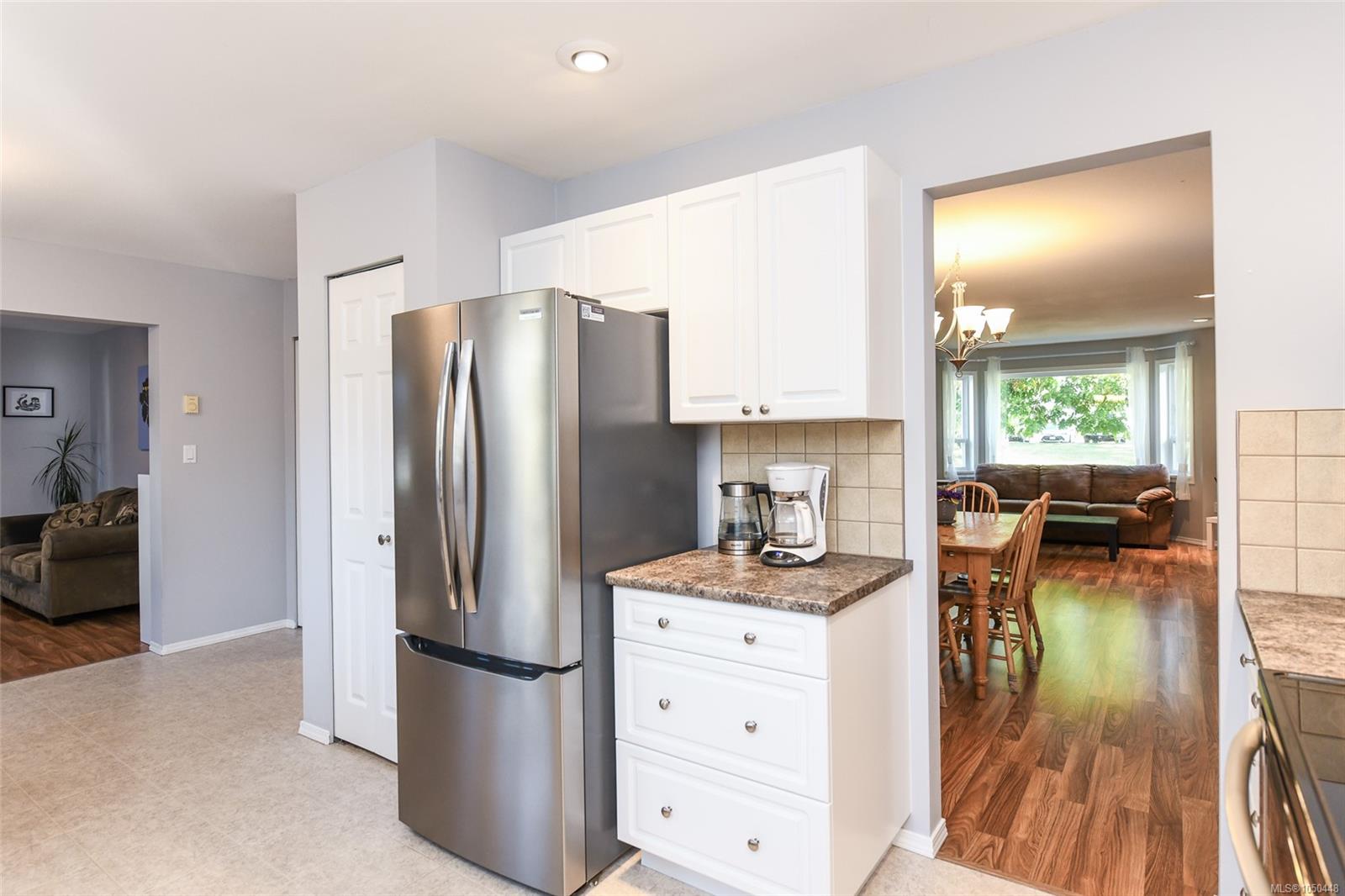 2233 Bolt Ave — listing photo 14 of 50
