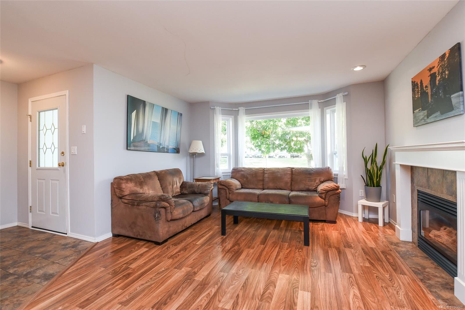 2233 Bolt Ave photo 5