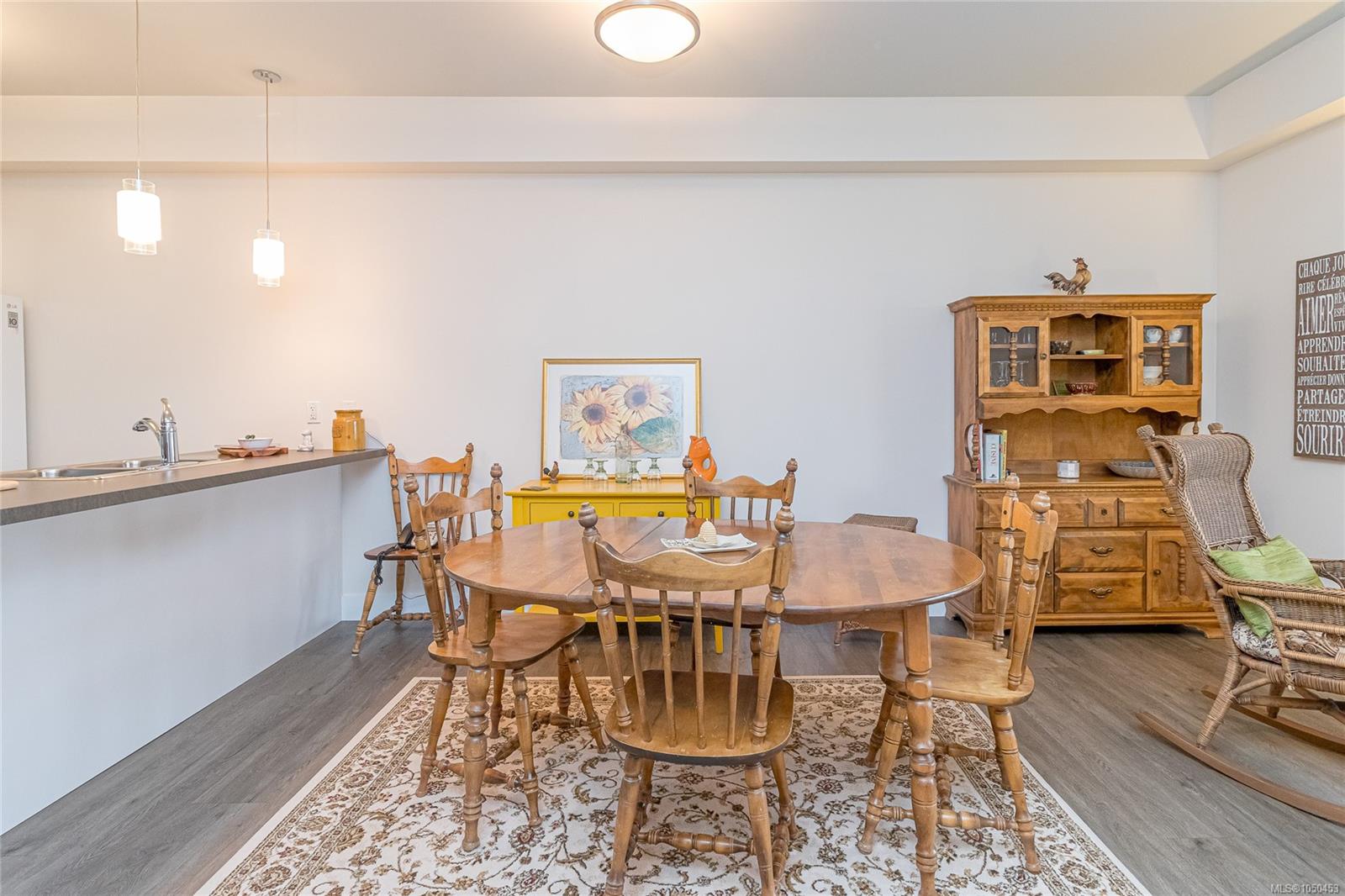 303-5822 Garden St — listing photo 13 of 27