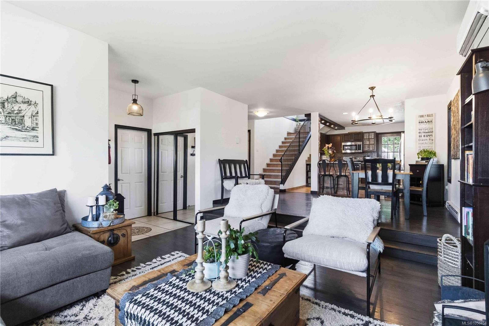 687 Daymeer Pl — listing photo 11 of 52