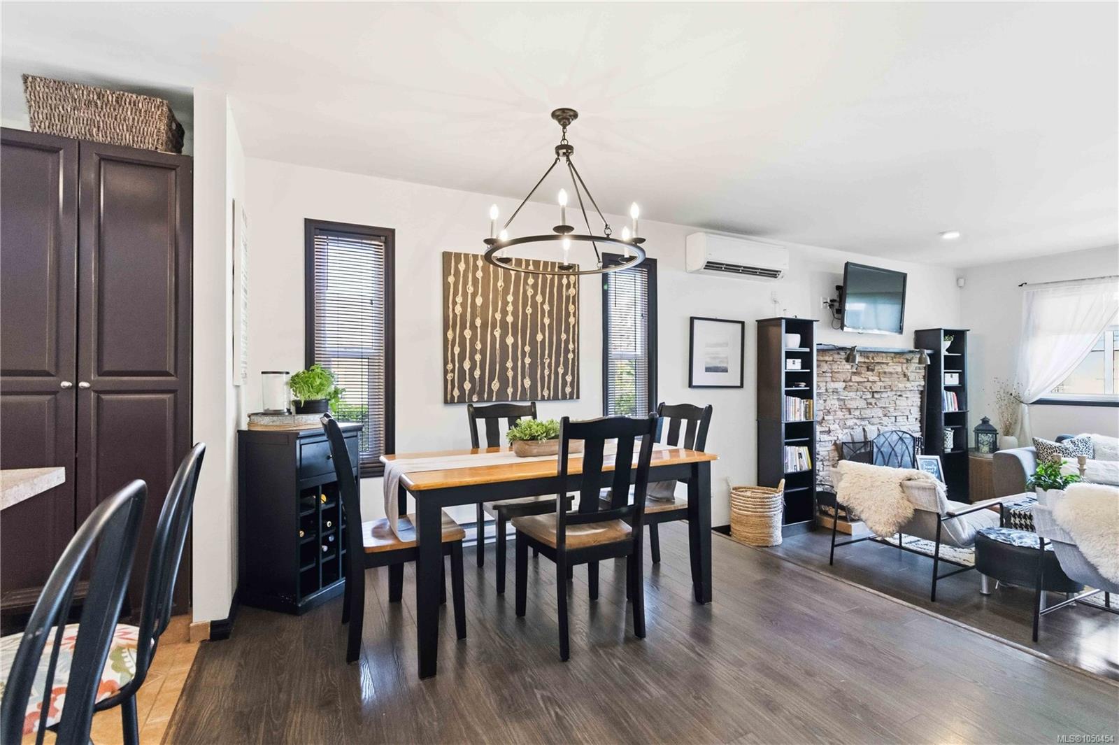 687 Daymeer Pl — listing photo 12 of 52