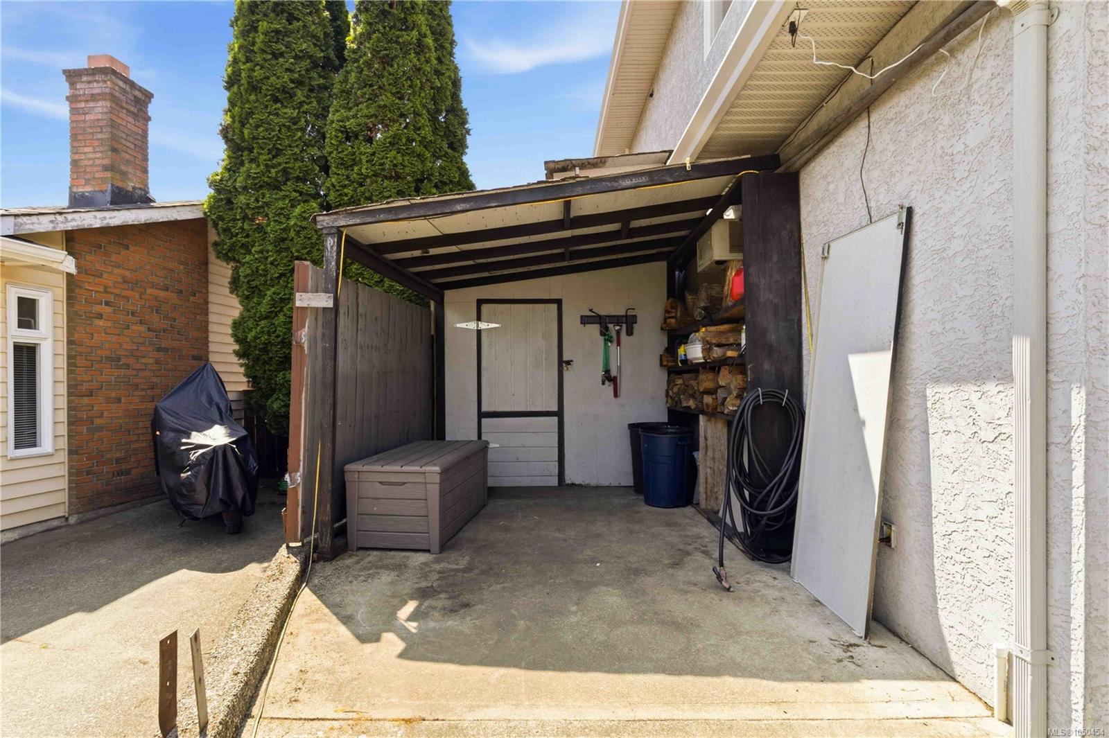 687 Daymeer Pl photo 6