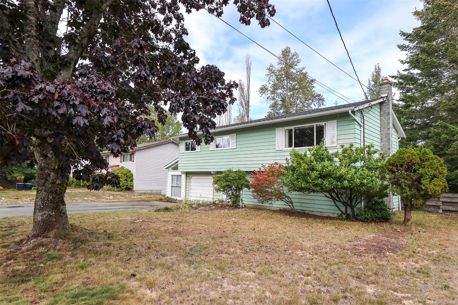 1456 Dogwood Ave photo 3