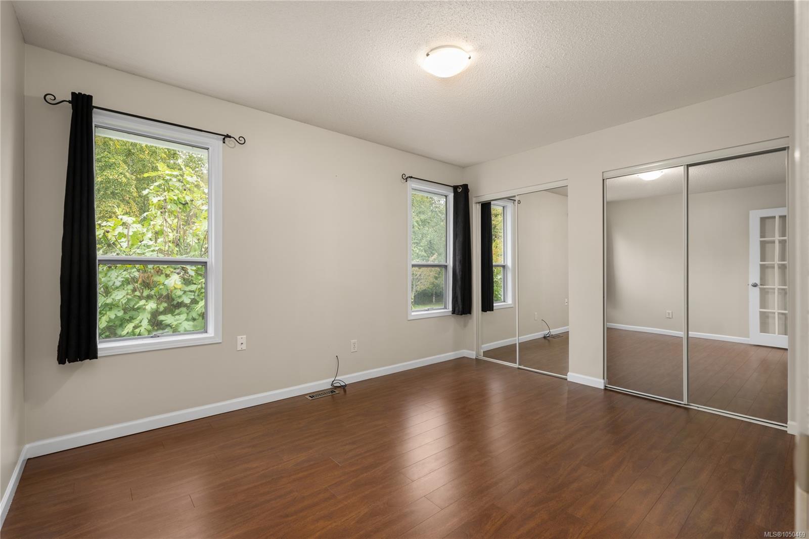 1001 Timberwood Dr — listing photo 14 of 42