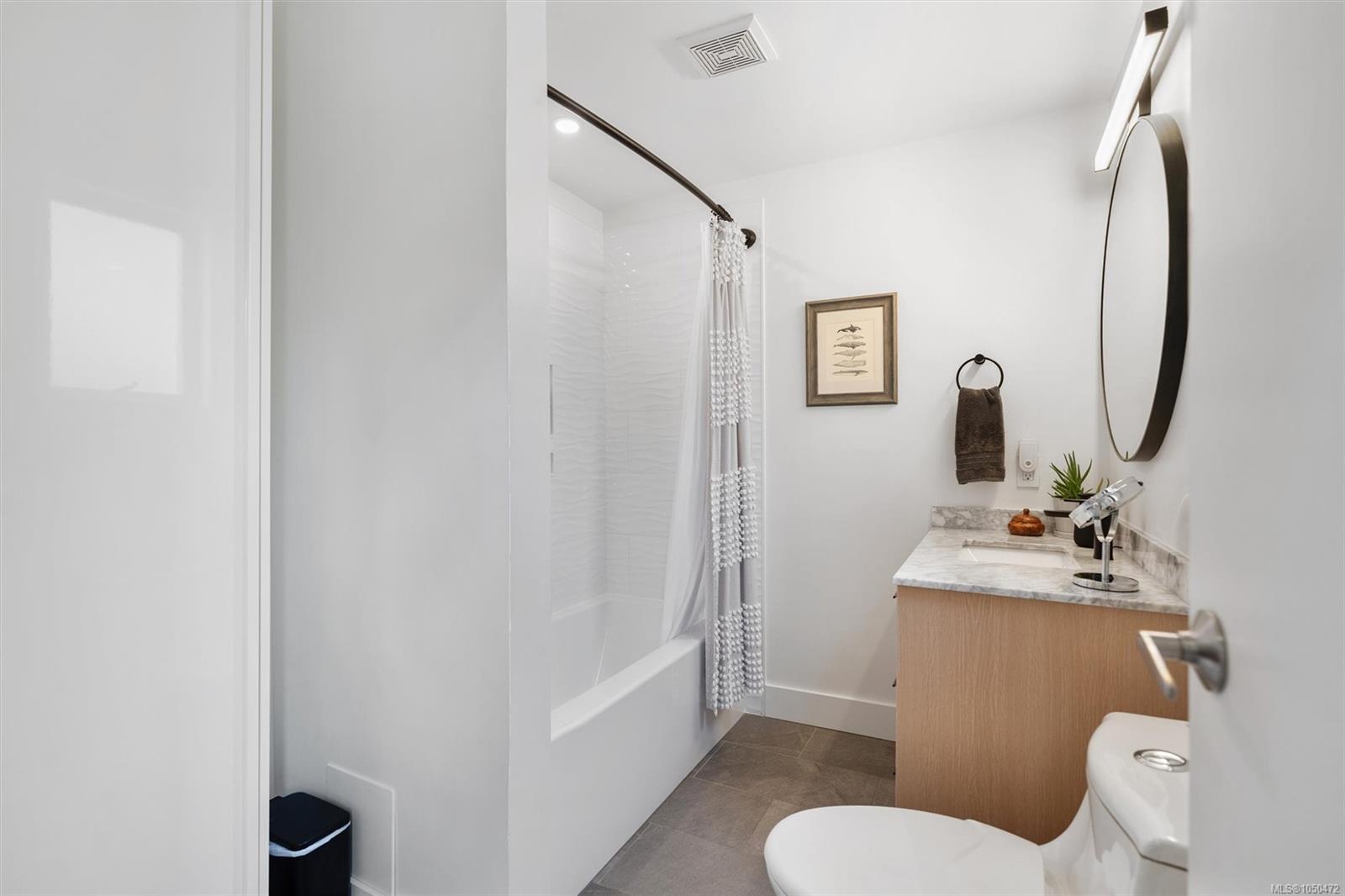 3054 Millgrove St — listing photo 13 of 37