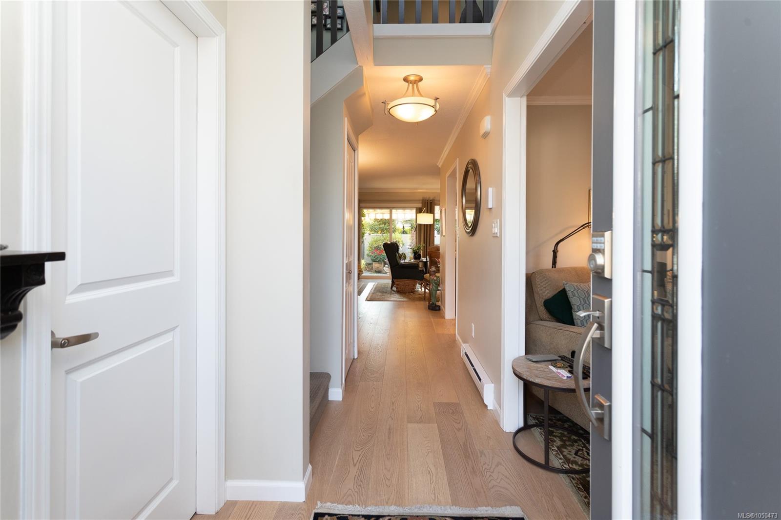 7-9855 Resthaven Dr photo 4