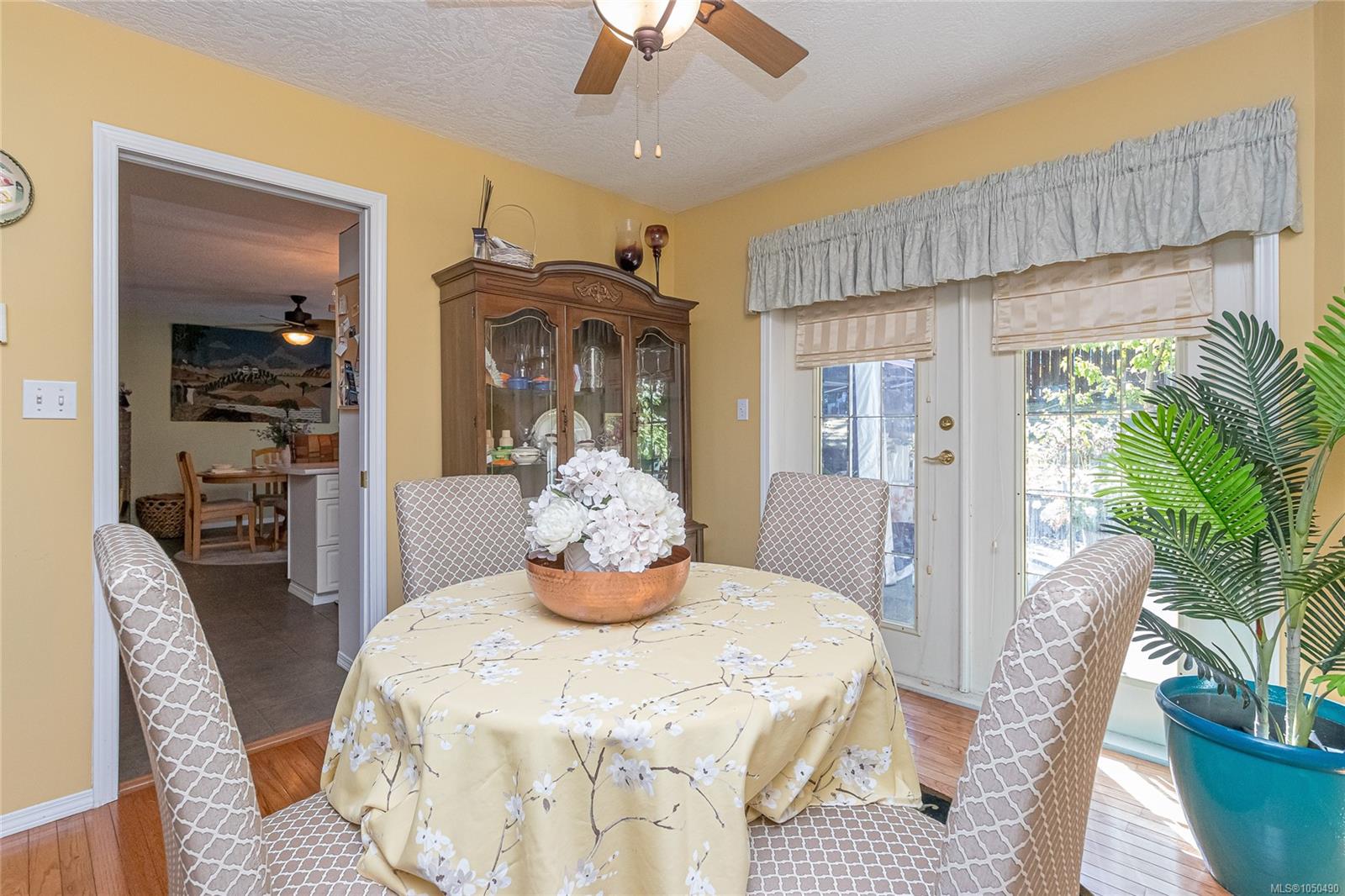 4525 Lambourn Dr — listing photo 11 of 53