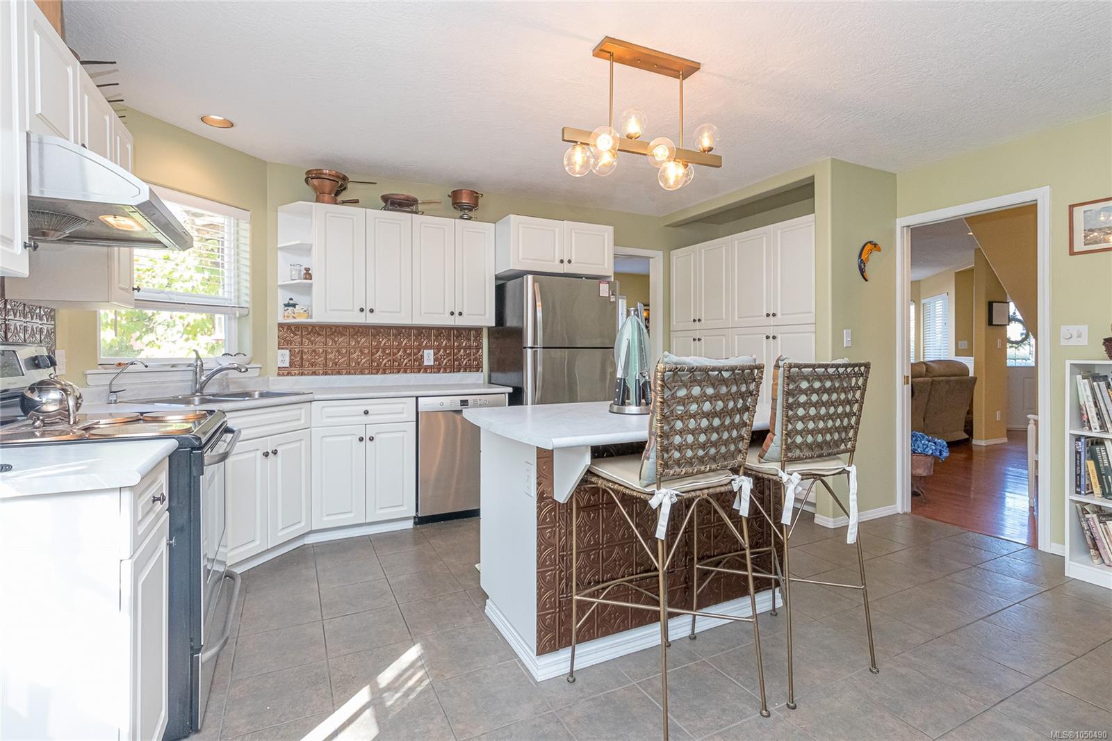 4525 Lambourn Dr — listing photo 13 of 53